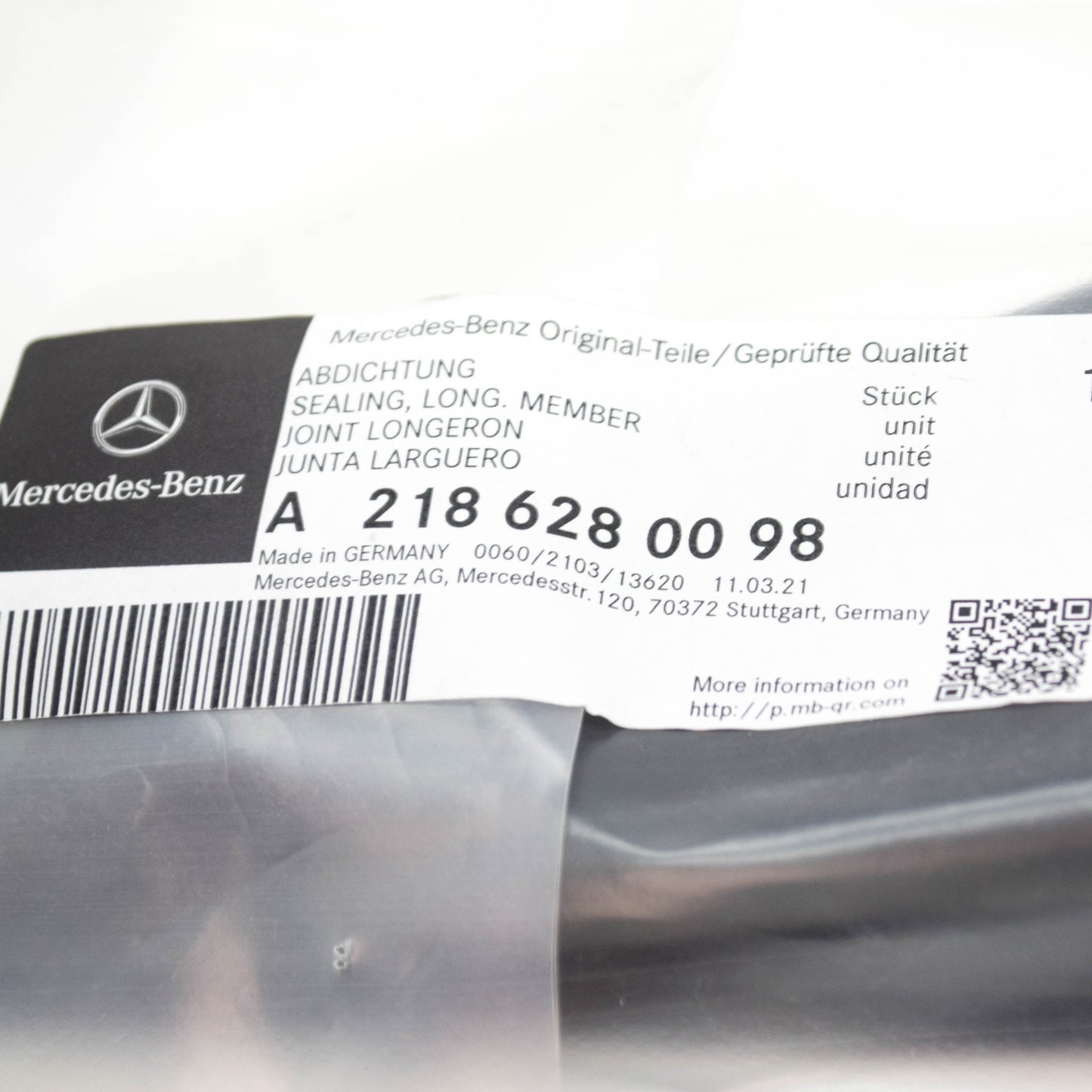 NEW MERCEDES-BENZ CLS C218 LEFT SIDE WHEELHOUSE MEMBER SEAL A2186280098 ORIGINAL