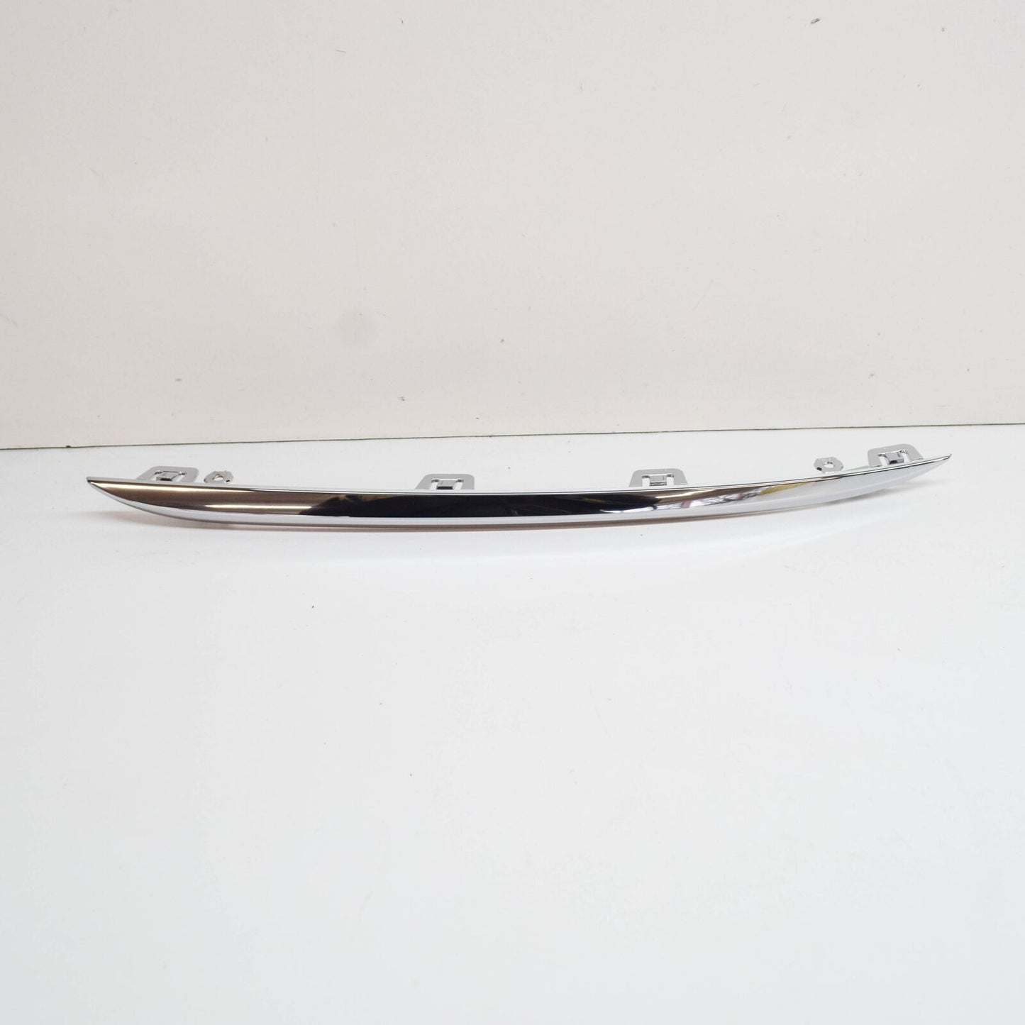 NEW MERCEDES-BENZ C W205 REAR LEFT BUMPER MOLDING A2058850521 ORIGINAL