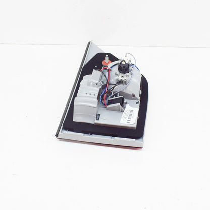 NEW BMW X3 E83 REAR RIGHT SIDE INNER TAILLIGHT 7162214 63217162214 ORIGINAL