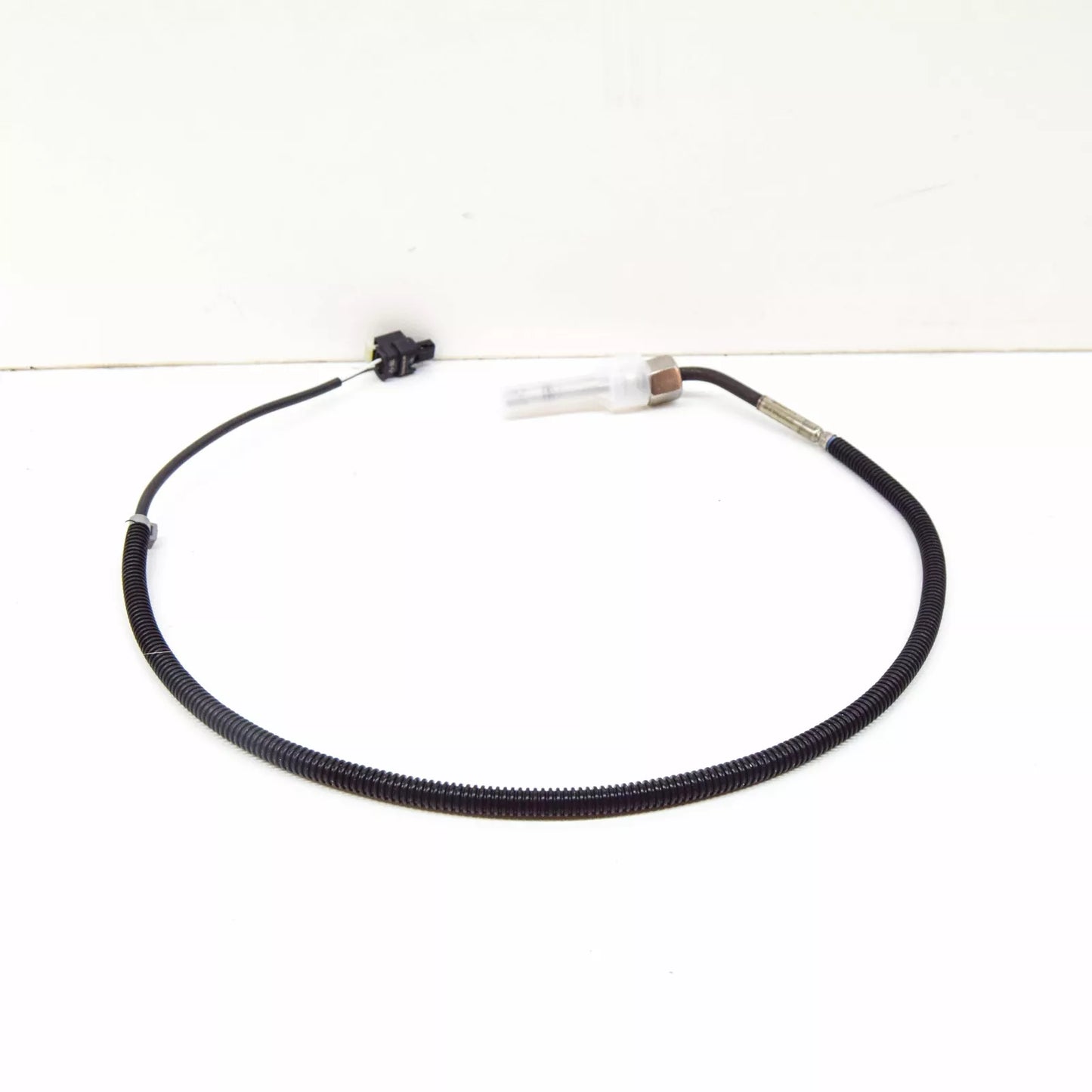 NEW MERCEDES-BENZ C W204 EXHAUST SYSTEM TEMPERATURE SENSOR A0009052205