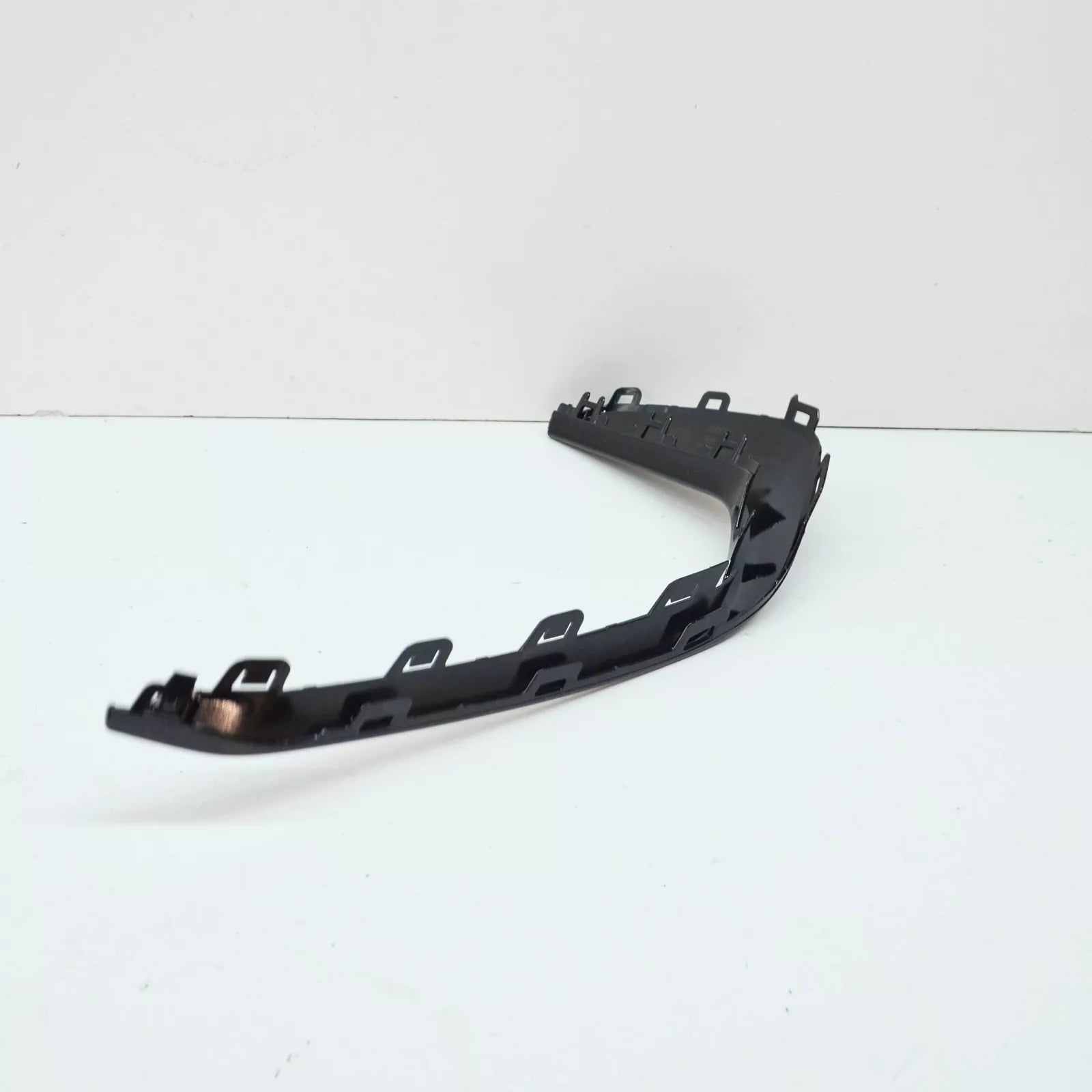 NEW AUDI A6 C8 FRONT RIGHT BUMPER MOLDING 4K0807968AY9B