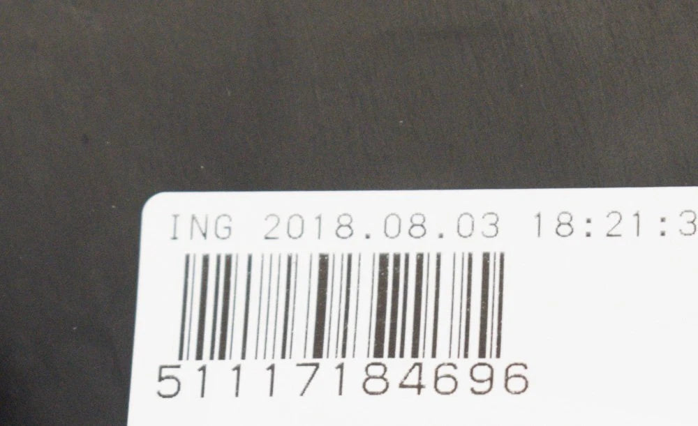 NEW BMW 6 CONVERTIBLE E64 FRONT BUMPER RIGHT INSERT TRIM 51117184696 ORIGINAL