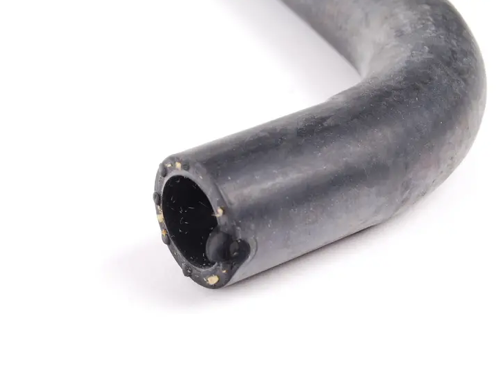 NEW MERCEDES-BENZ E W211 RECIRCULATING PUMP TO ENGINE HOSE A2118322794 ORIGINAL