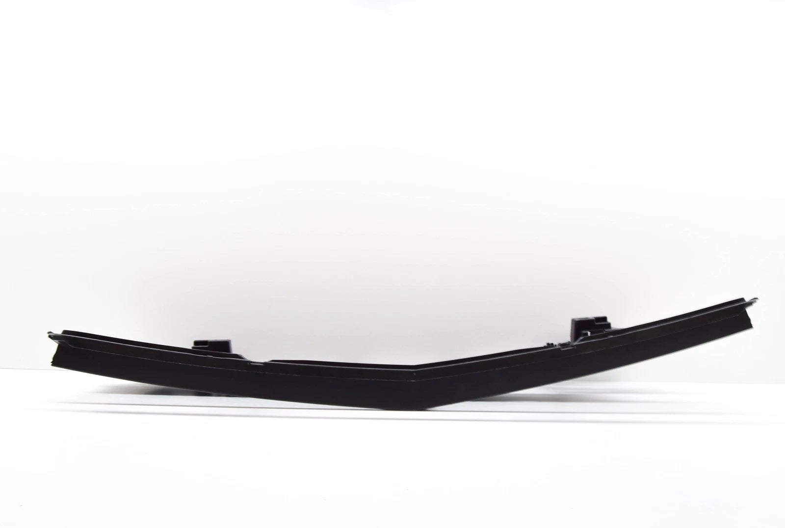 NEW MB M W166 FRONT BUMPER LOWER CENTER GRILLE A1668855022 ORIGINAL