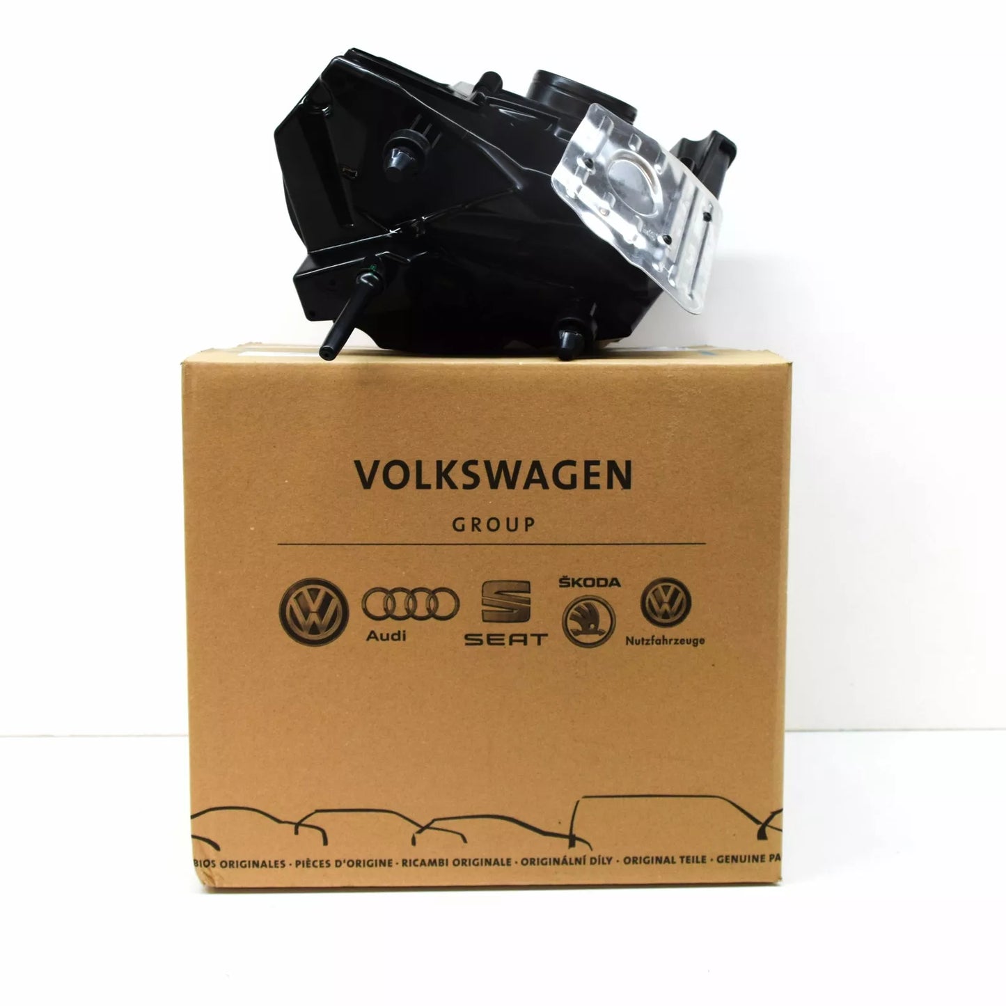 NEW AUDI A4 B9 AIR FILTER BOX ASSEMBLY 8W0133837AB ORIGINAL