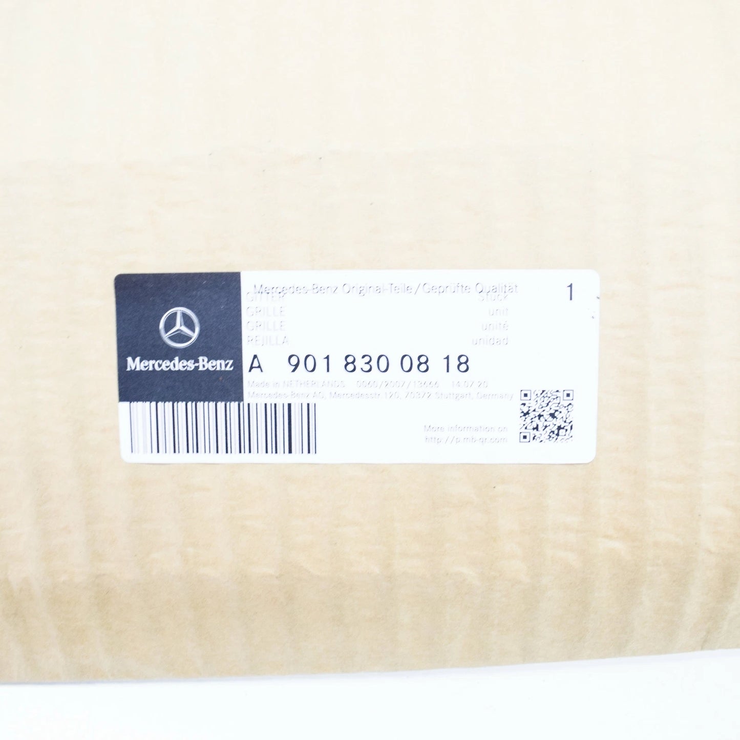 NEW MERCEDES-BENZ SPRINTER 903 ENGINE HOOD GRILLE RHD A9018300818