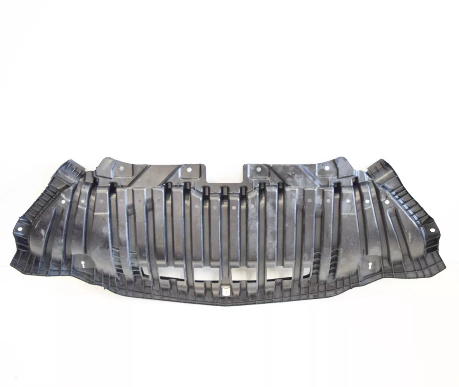 NEW MERCEDES-BENZ C-CLASS W205 ENGINE UNDER COVER A2055200200 ORIGINAL