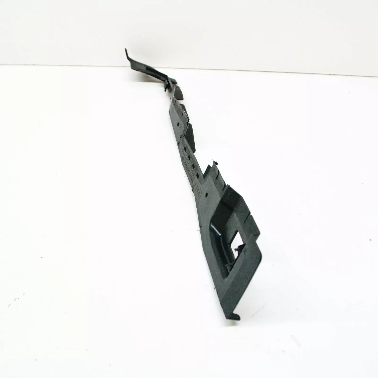 NEW AUDI Q3 F3 SPORTBACK ADDITIONAL COOLER LEFT SEALING STRIP 83A121331H