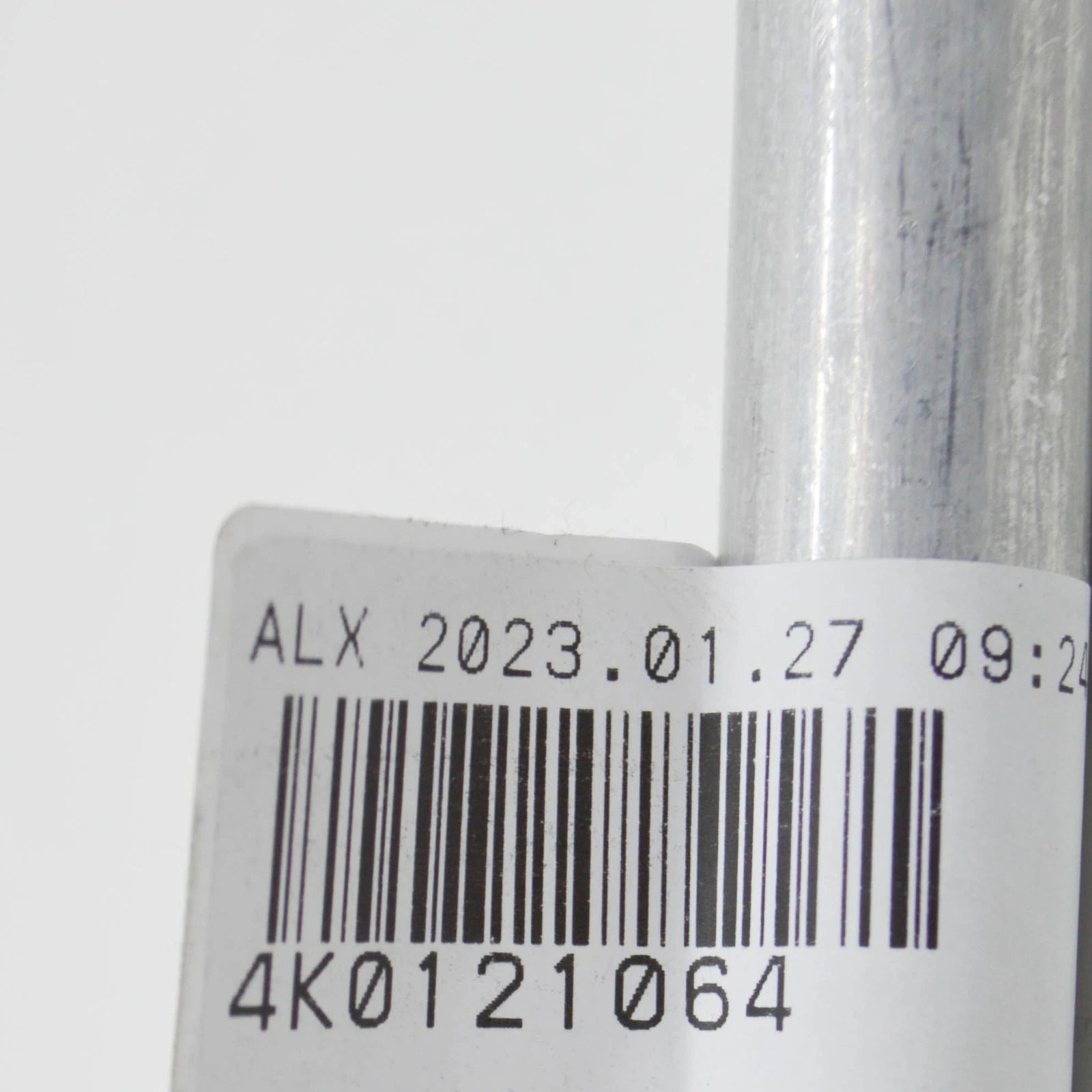 NEW AUDI A6 C8 ENGINE COOLANT PIPE 4K0121064 ORIGINAL