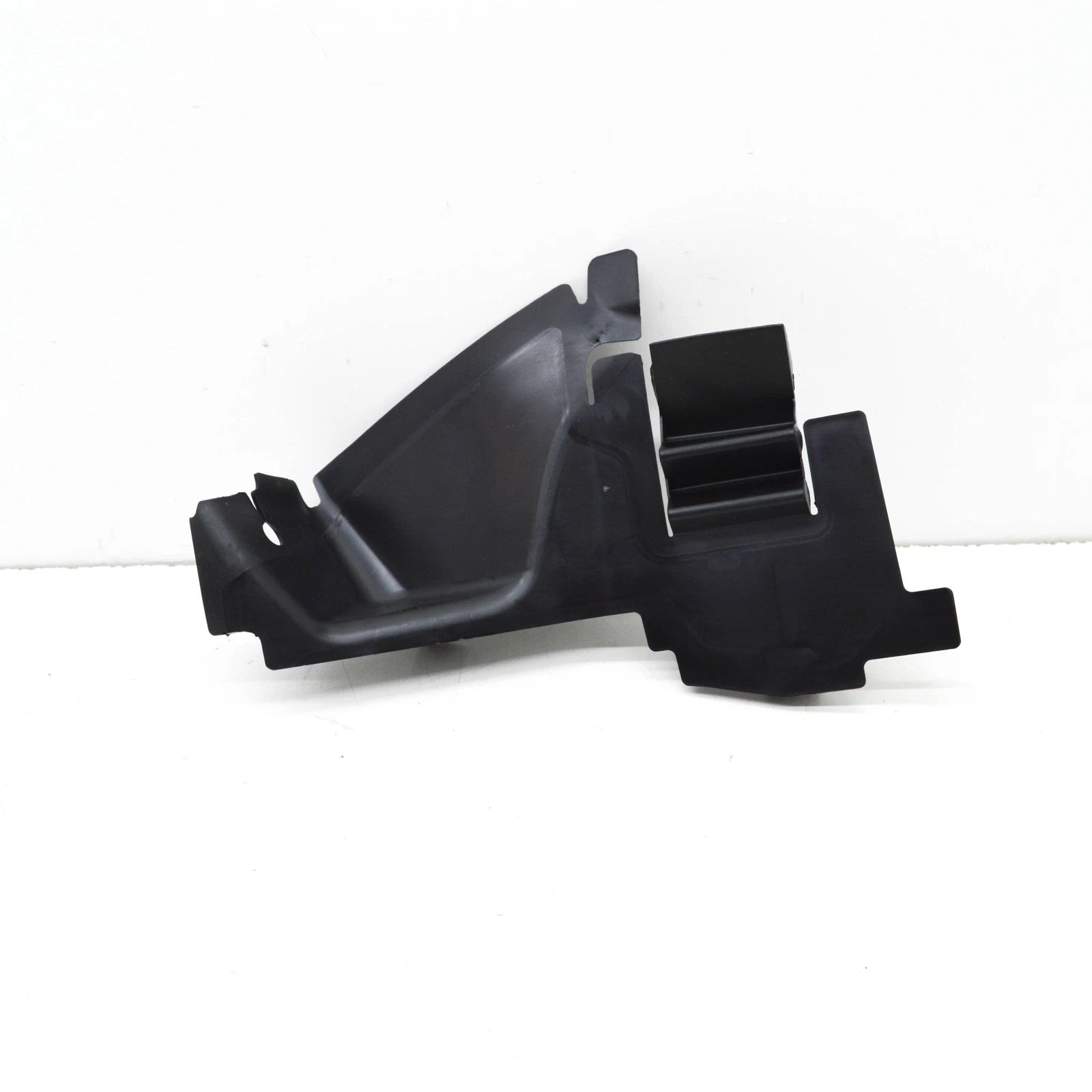 NEW AUDI A3 LIMOUSINE 8Y LEFT RADIATOR AIR DUCT 8Y0121283K ORIGINAL