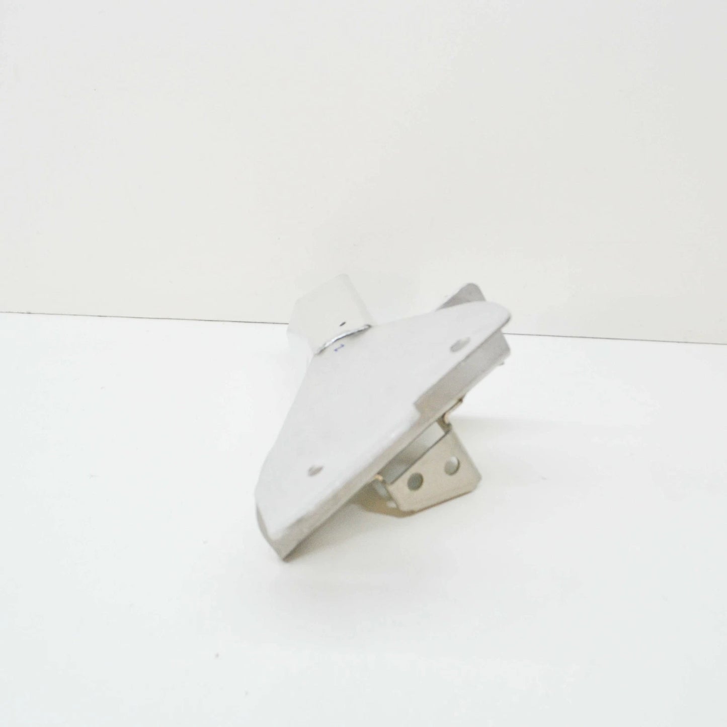 NEW AUDI R8 42 REAR BUMPER LEFT IMPACT BAR BRACKET 420807553H