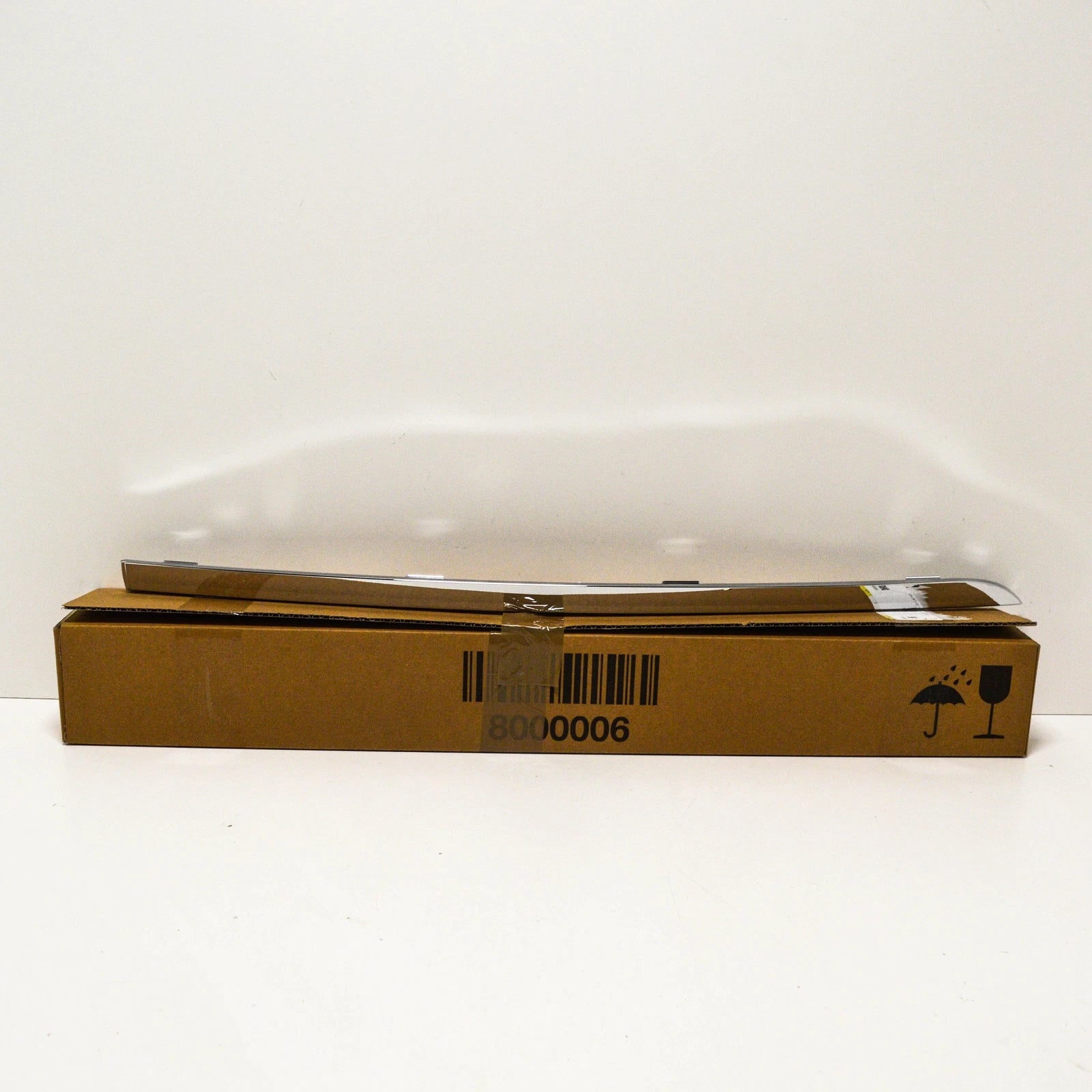 NEW BMW 7 F04 FRONT BUMPER LEFT MOLDING TRIM 51117197291 7197291 2012 ORIGINAL