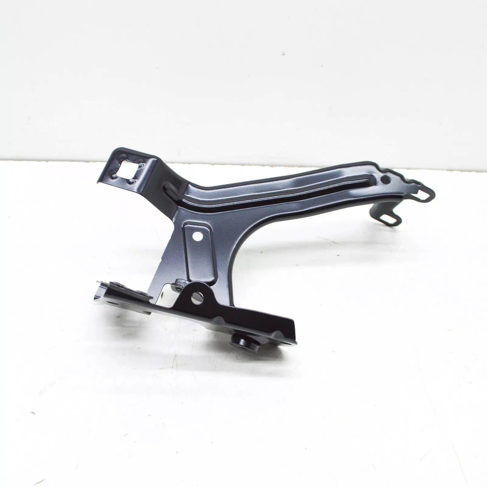 NEW BMW 7 G11 G12 FRONT LEFT FENDER HOLDER BRACE 41357413401 ORIGINAL