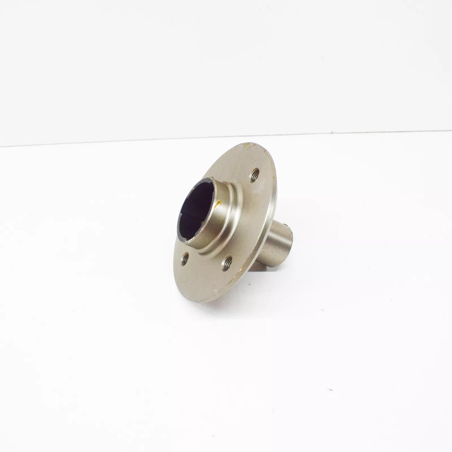 NEW BMW 3 E30 REAR AXLE DRIVE FLANGE 33411131118 1131118 ORIGINAL