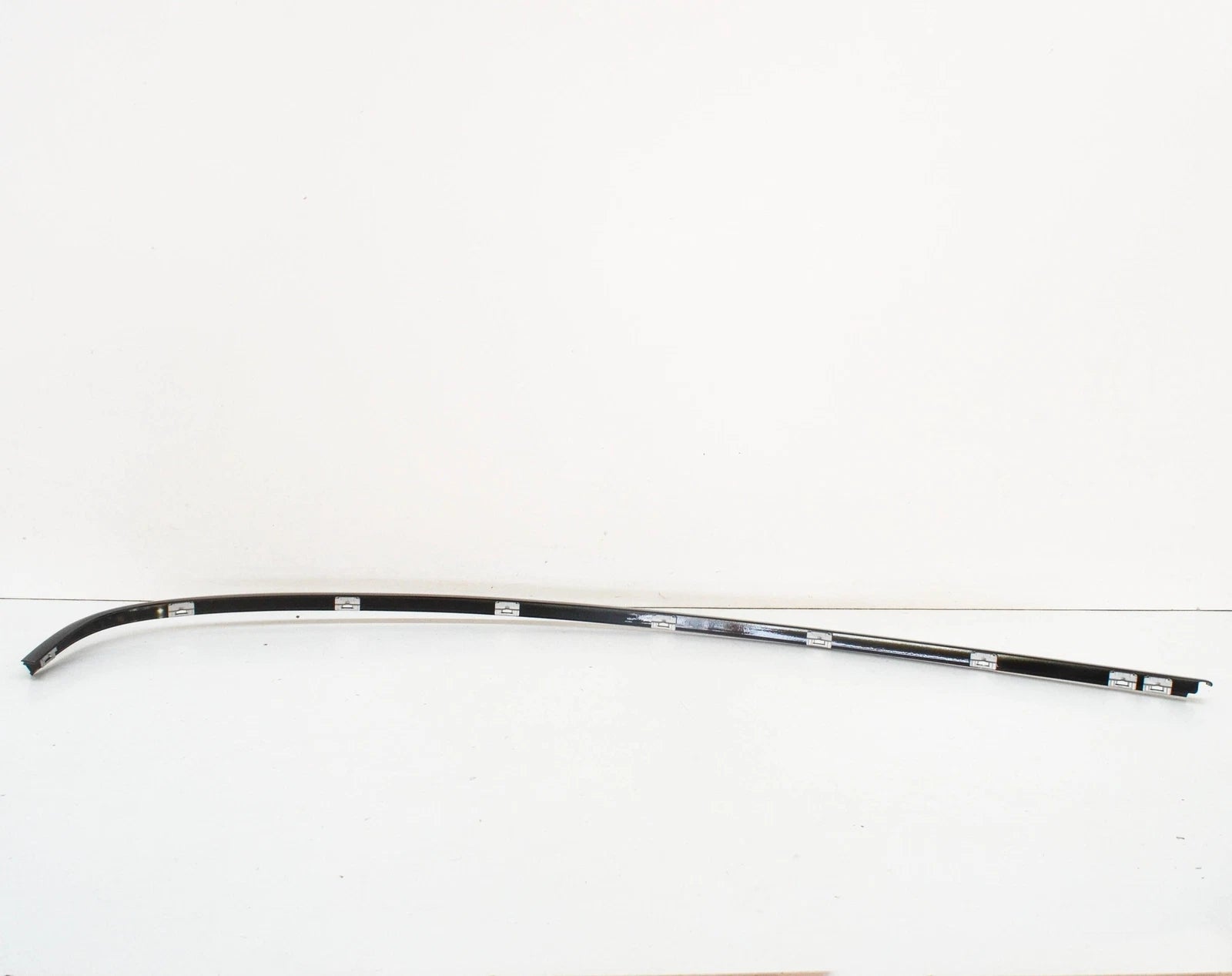 NEW BMW 5 E39 REAR RIGHT DOOR COVERING 51342427412 2427412 ORIGINAL