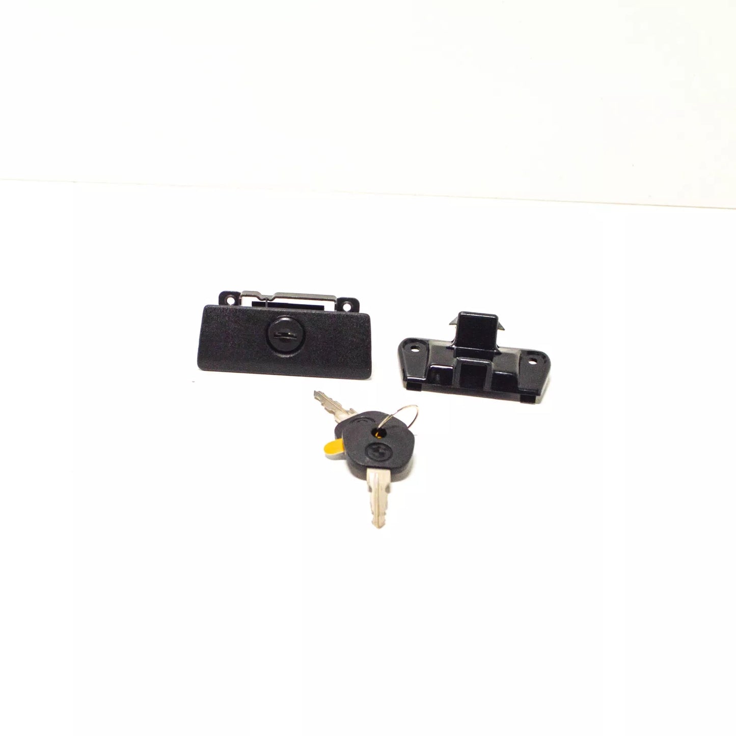 NEW BMW 3 E30 GLOVE BOX LOCK W/KEY 51161962654 1962654 ORIGINAL