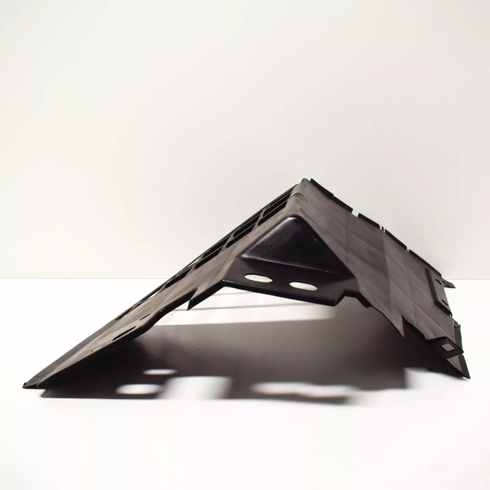 NEW MB SL R129 FRONT LEFT WHEEL ARCH HOUSING FRONT PART A1298840335 OEM