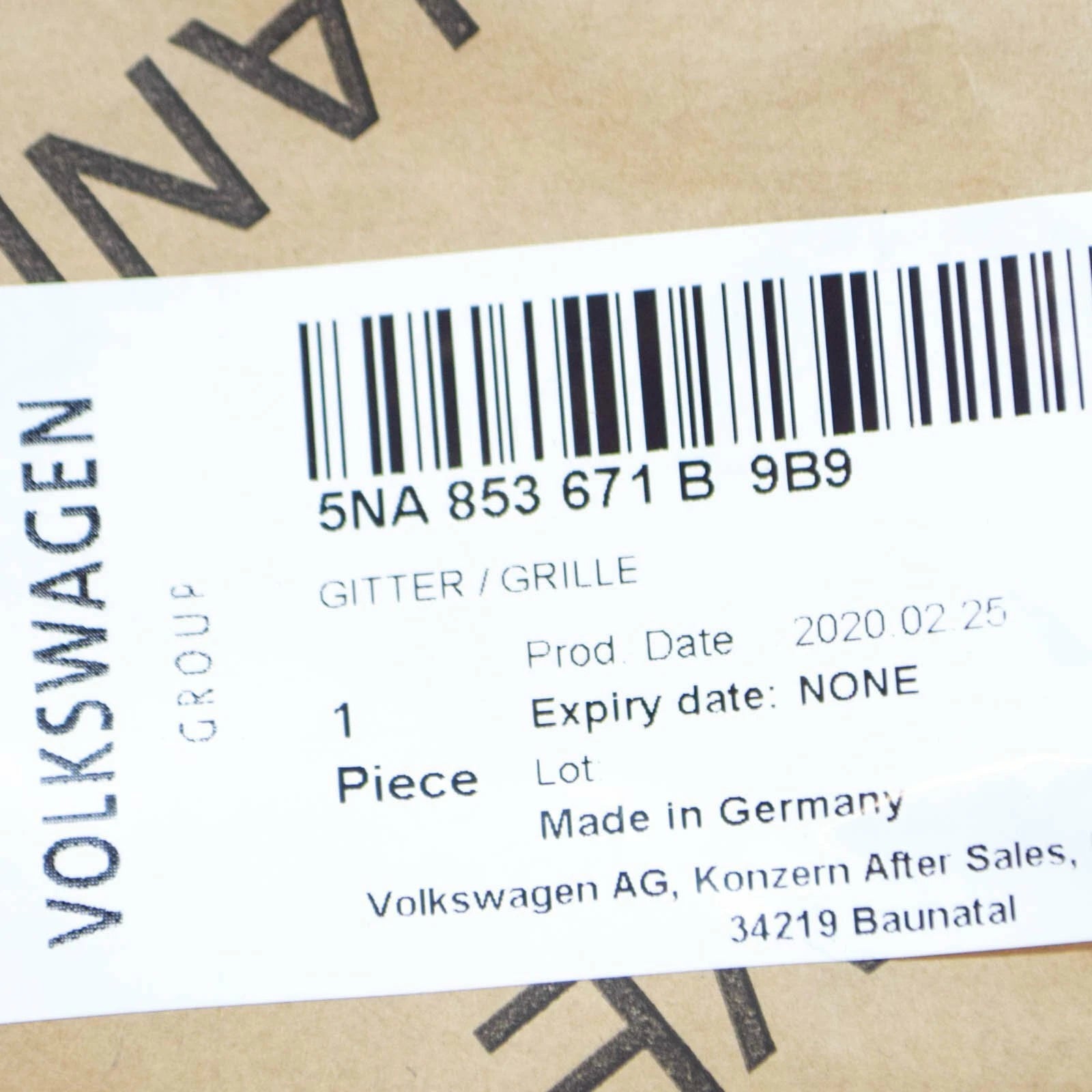 NEW VW TIGUAN AD/BW MK2 FRONT BUMPER CENTER VENT GRILLE 5NA853671B9B9 ORIGINAL