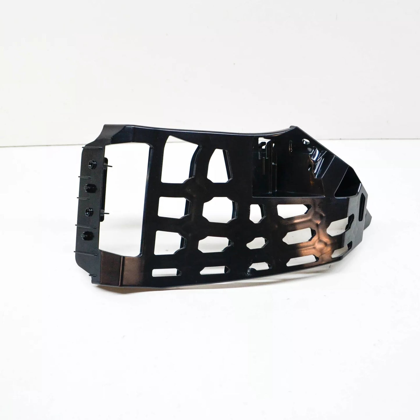 NEW BMW X6 G06 M FRONT RIGHT UPPER BUMPER GUIDE 51117478844 ORIGINAL