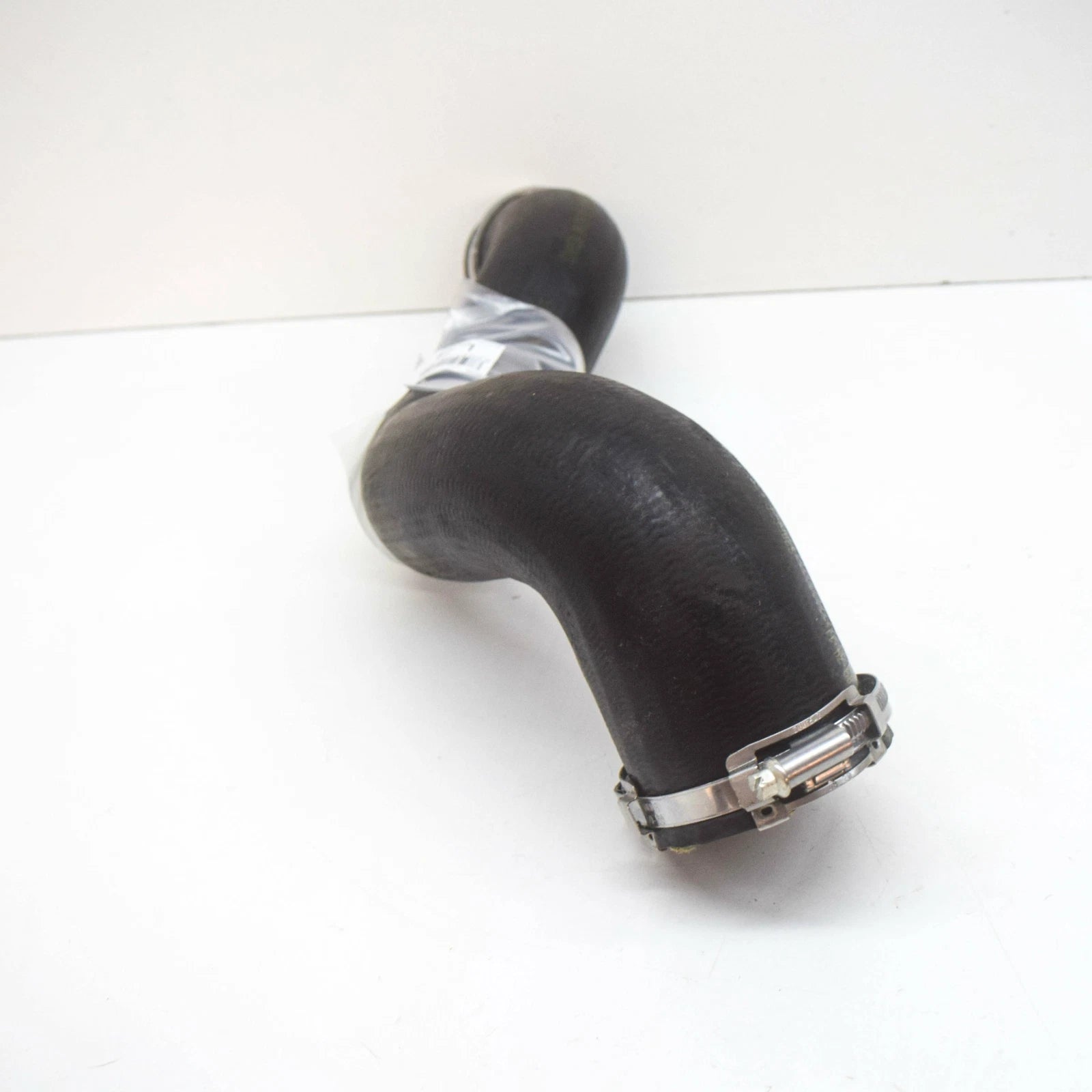 NEW MERCEDES-BENZ GLK X204 RIGHT SIDE INTERCOOLER HOSE A2045282482 ORIGINAL