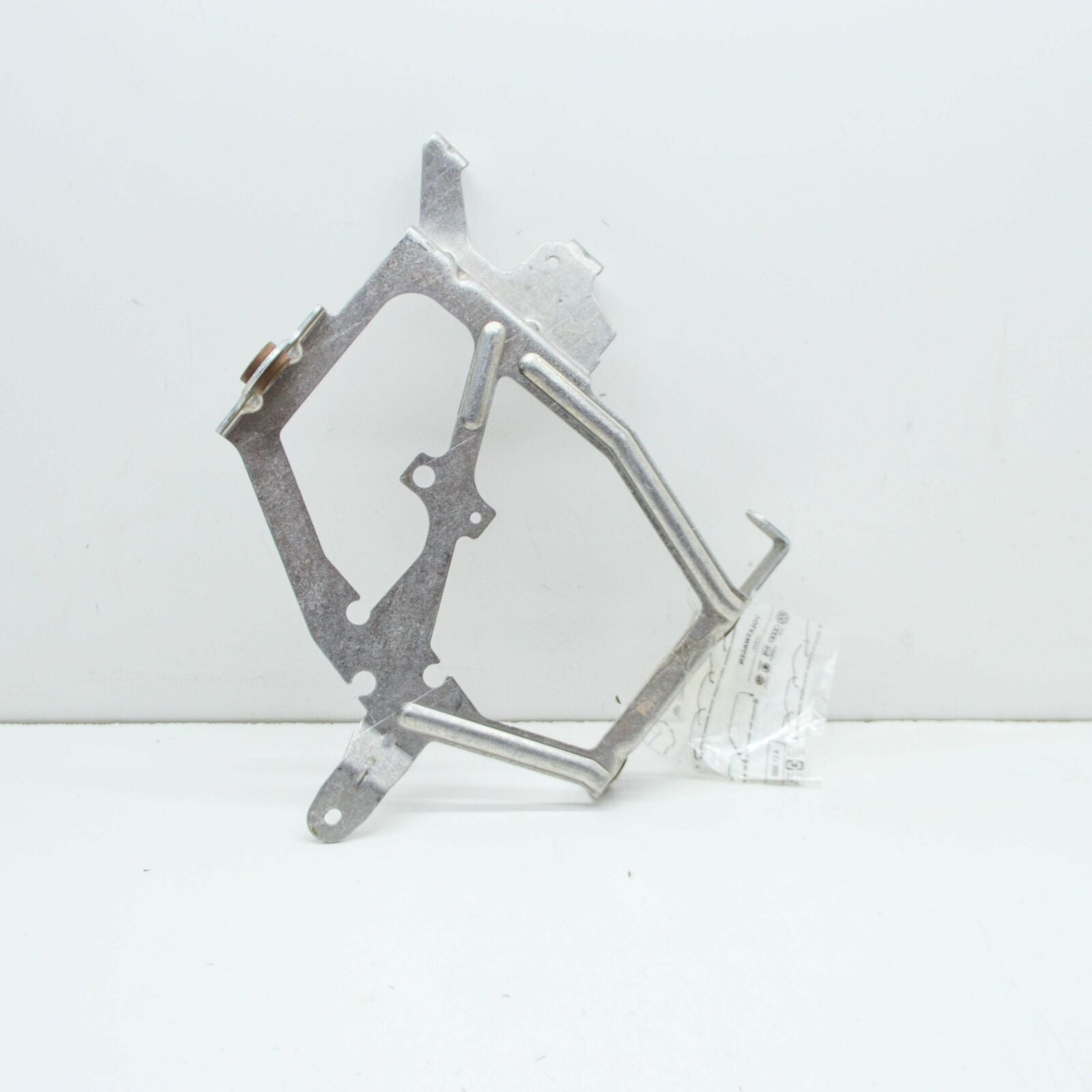 NEW AUDI A8 4H LEFT AUXILIARY RADIATOR HOLDER BRACKET 4H0121239B ORIGINAL