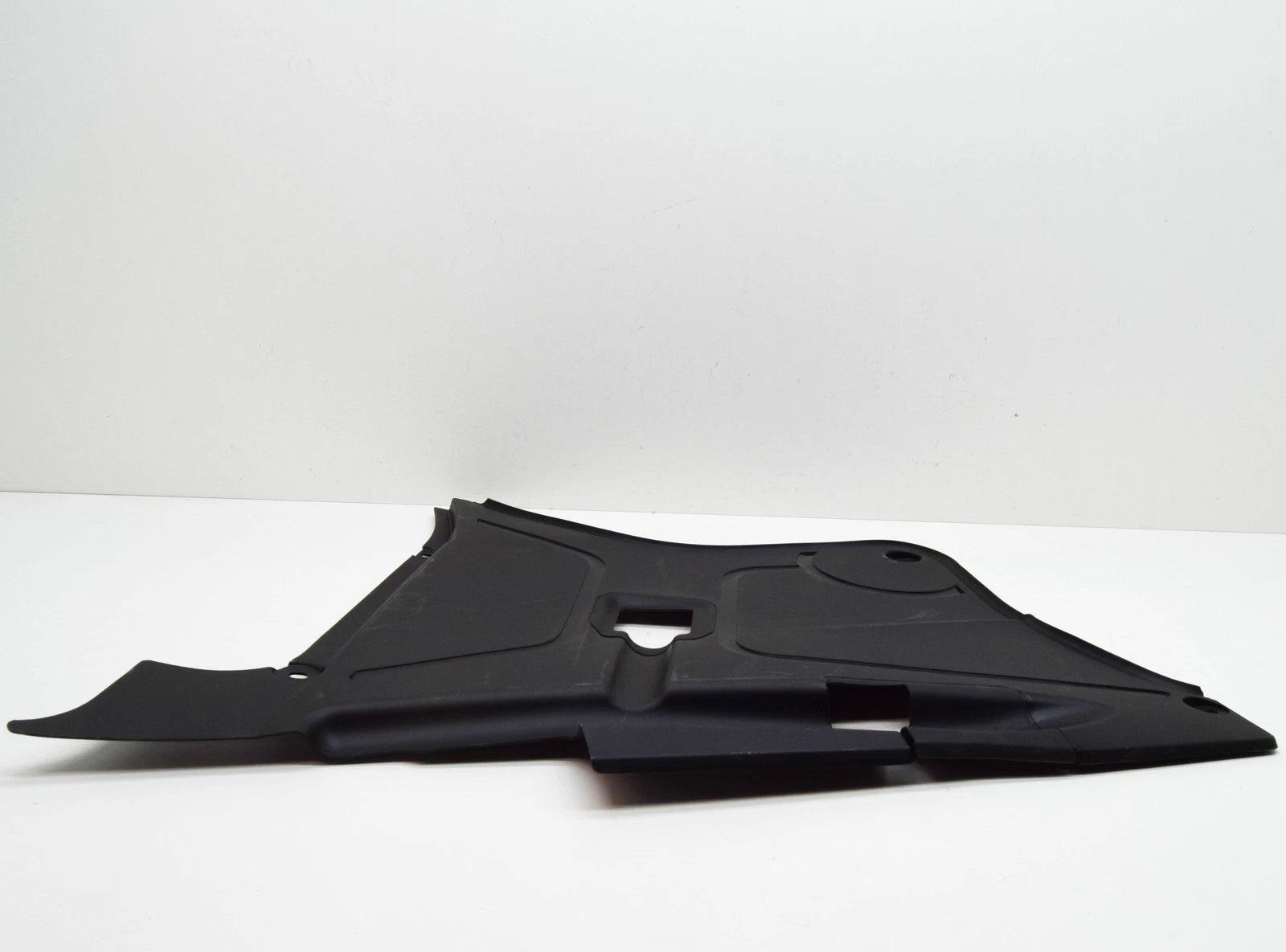 NEW MERCEDES-BENZ S-CLASS W222 RIGHT COVER A2226800207 LHD ORIGINAL