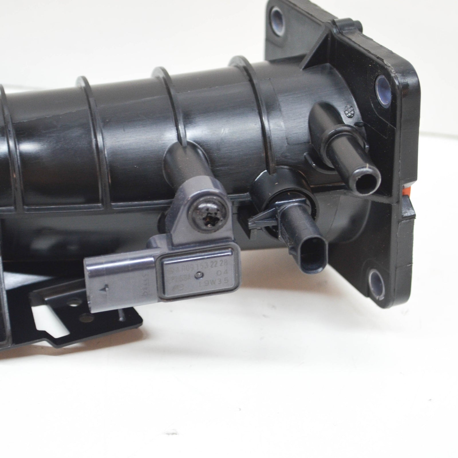 NEW MERCEDES-BENZ A W176 AIR INTAKE INTERMEDIATE PIPE HOSE A2700900844 ORIGINAL