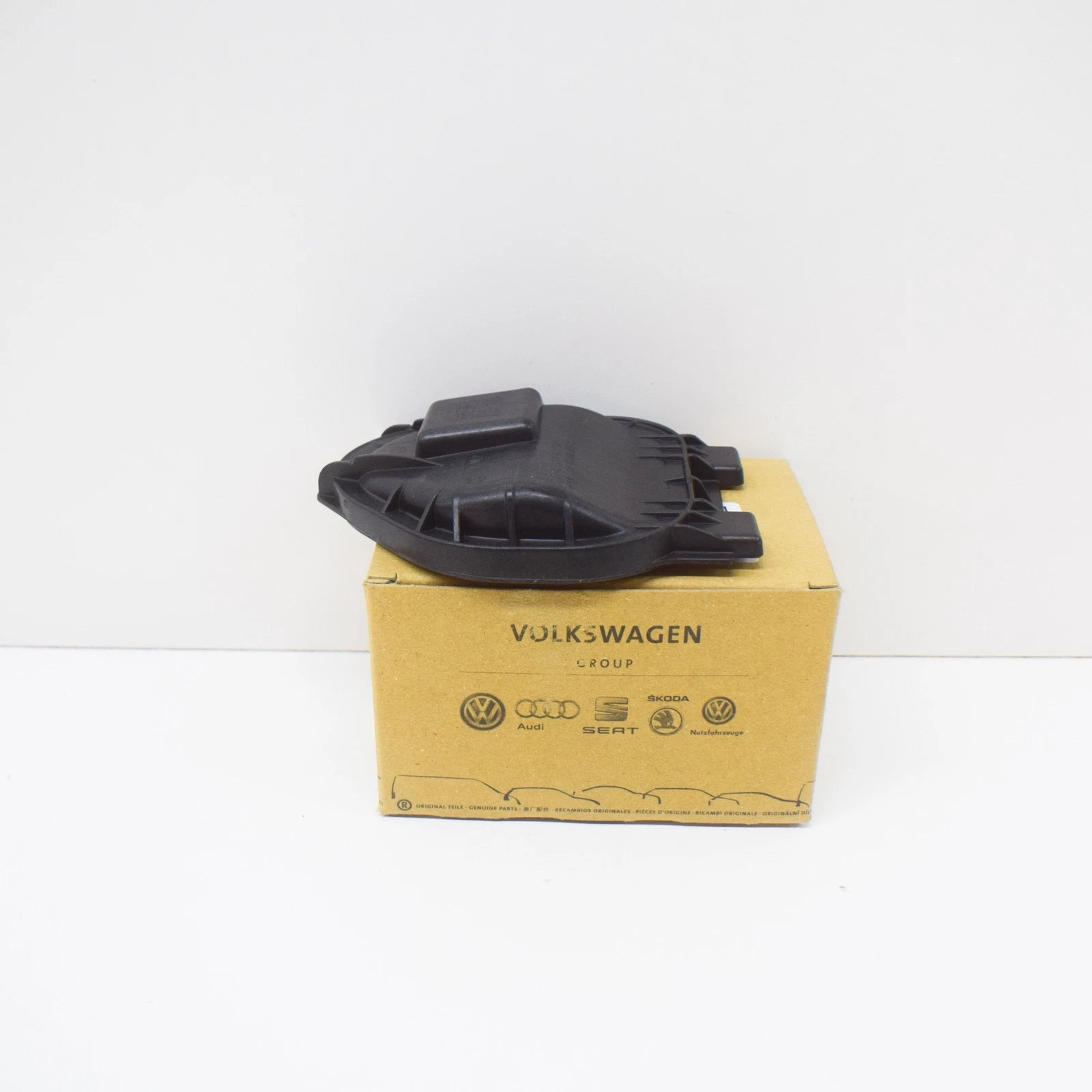 NEW VW TRANSPORTER T6 LEFT HEADLIGHT DIPPED BEAM COVER CAP 7E0941607A ORIGINAL