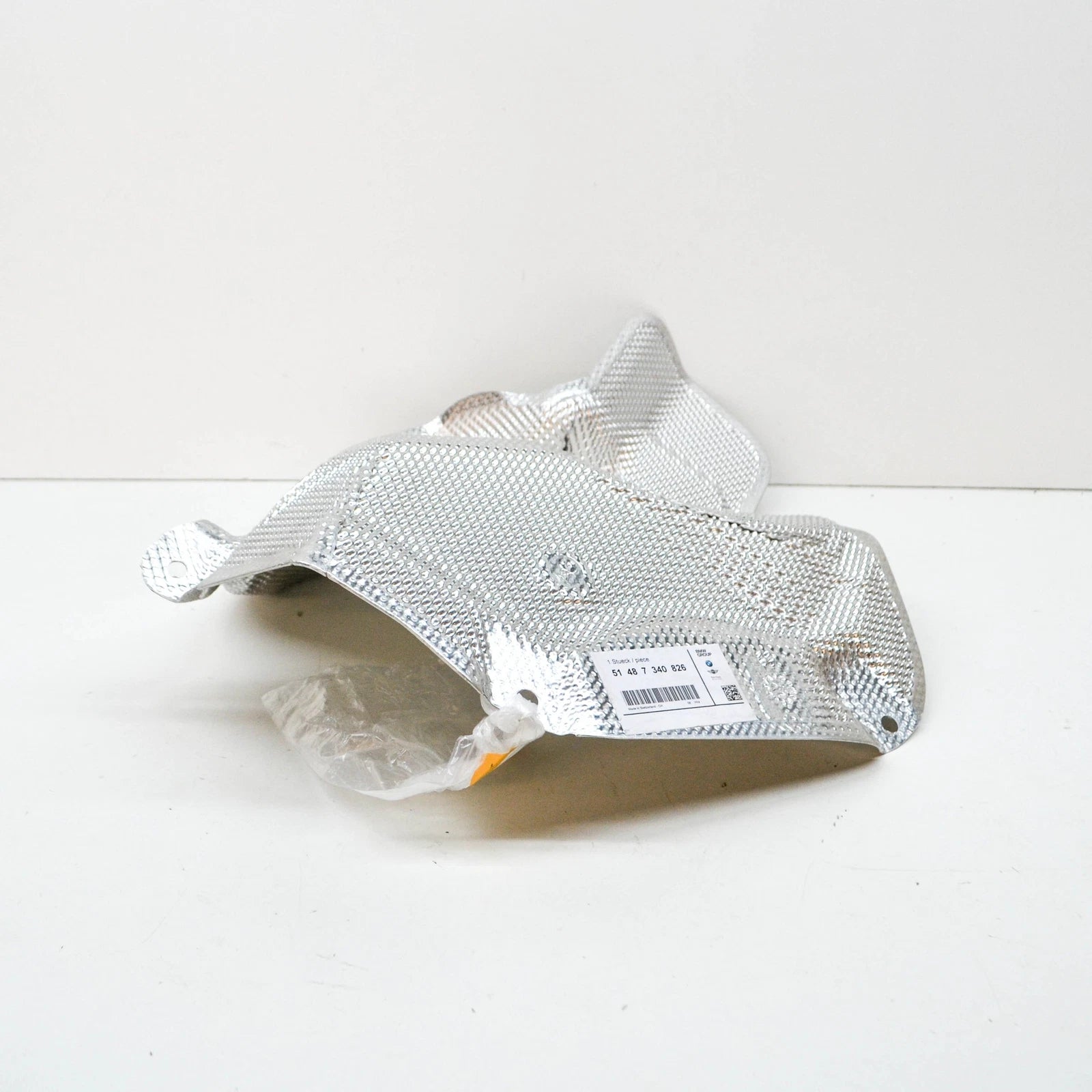 NEW BMW 5 G30 REAR SILENCER HEAT INSULATION DIESEL 51487340826 ORIGINAL