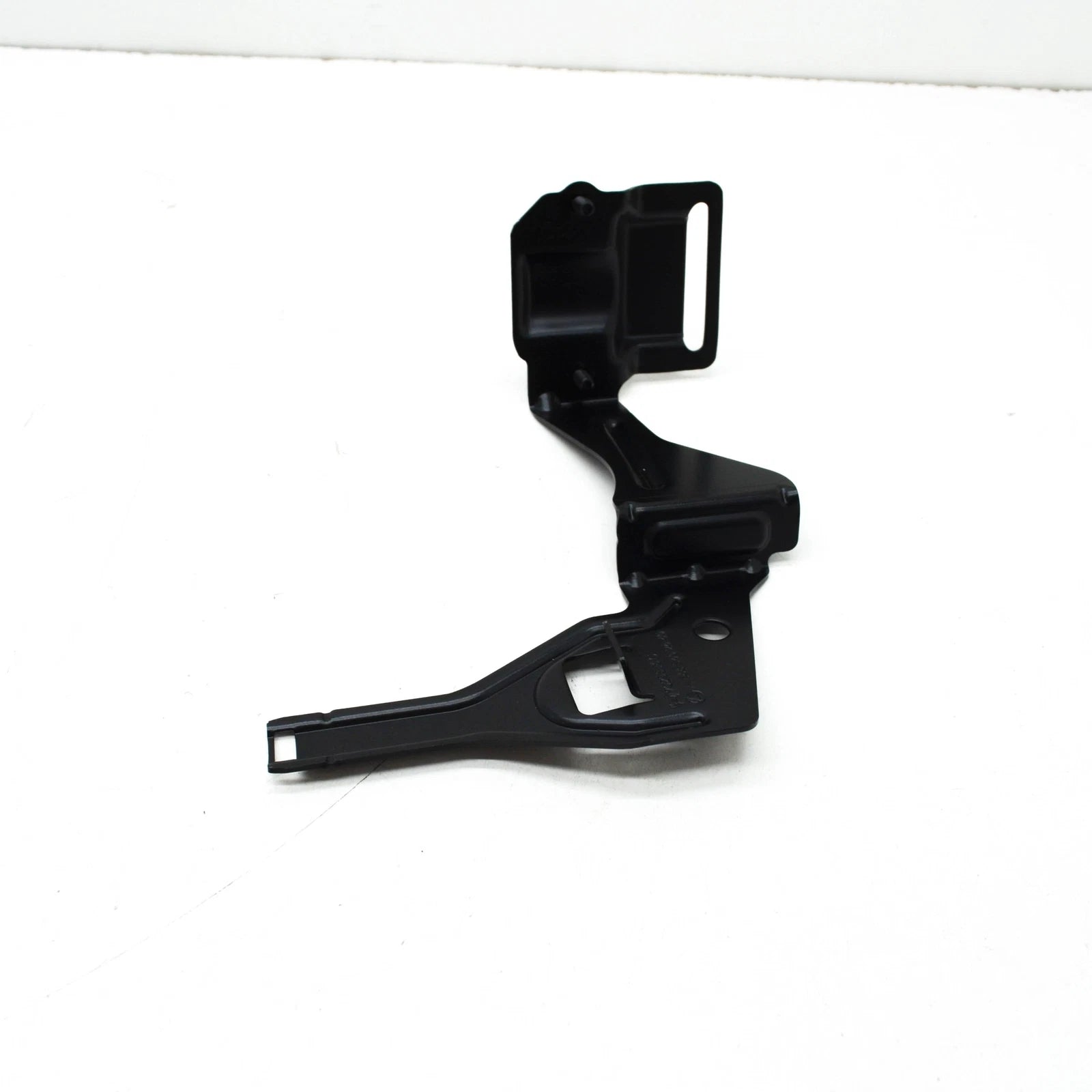 NEW MERCEDES-BENZ GLE W166 RADIATOR VALVE BRACKET A1665402440 ORIGINAL