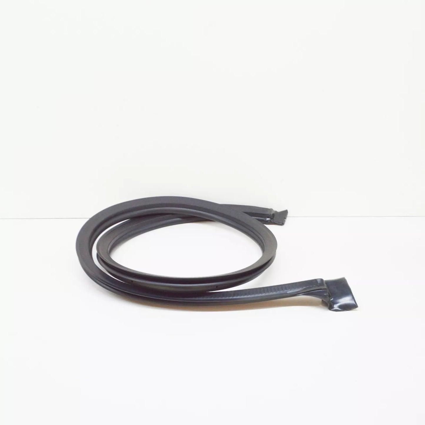 NEW VWOLKSWAGEN CRAFTER 2F REAR WING DOOR CENTER SEAL 2E1827459 ORIGINAL