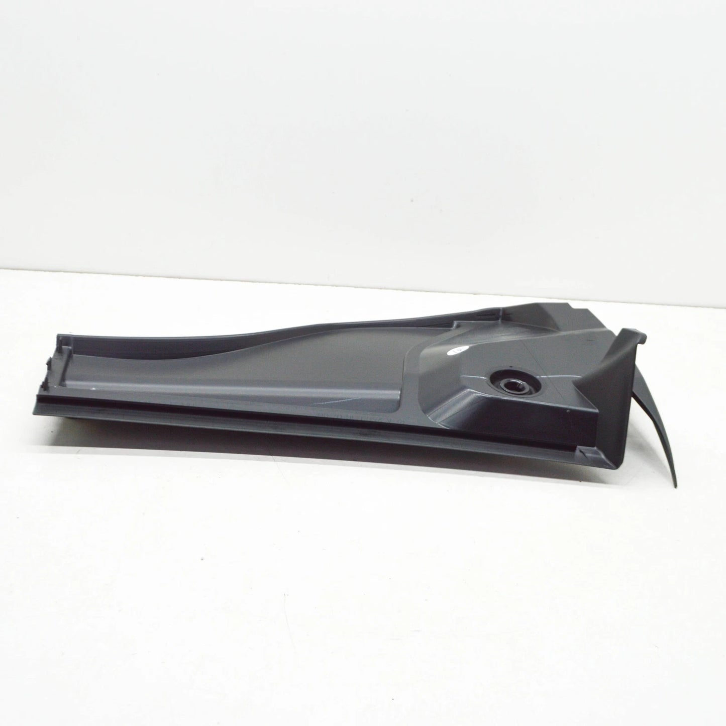 NEW MB B W246 W242 FRONT WIPER COWL LEFT TRIM PART LHD A2468300700 ORIGINAL