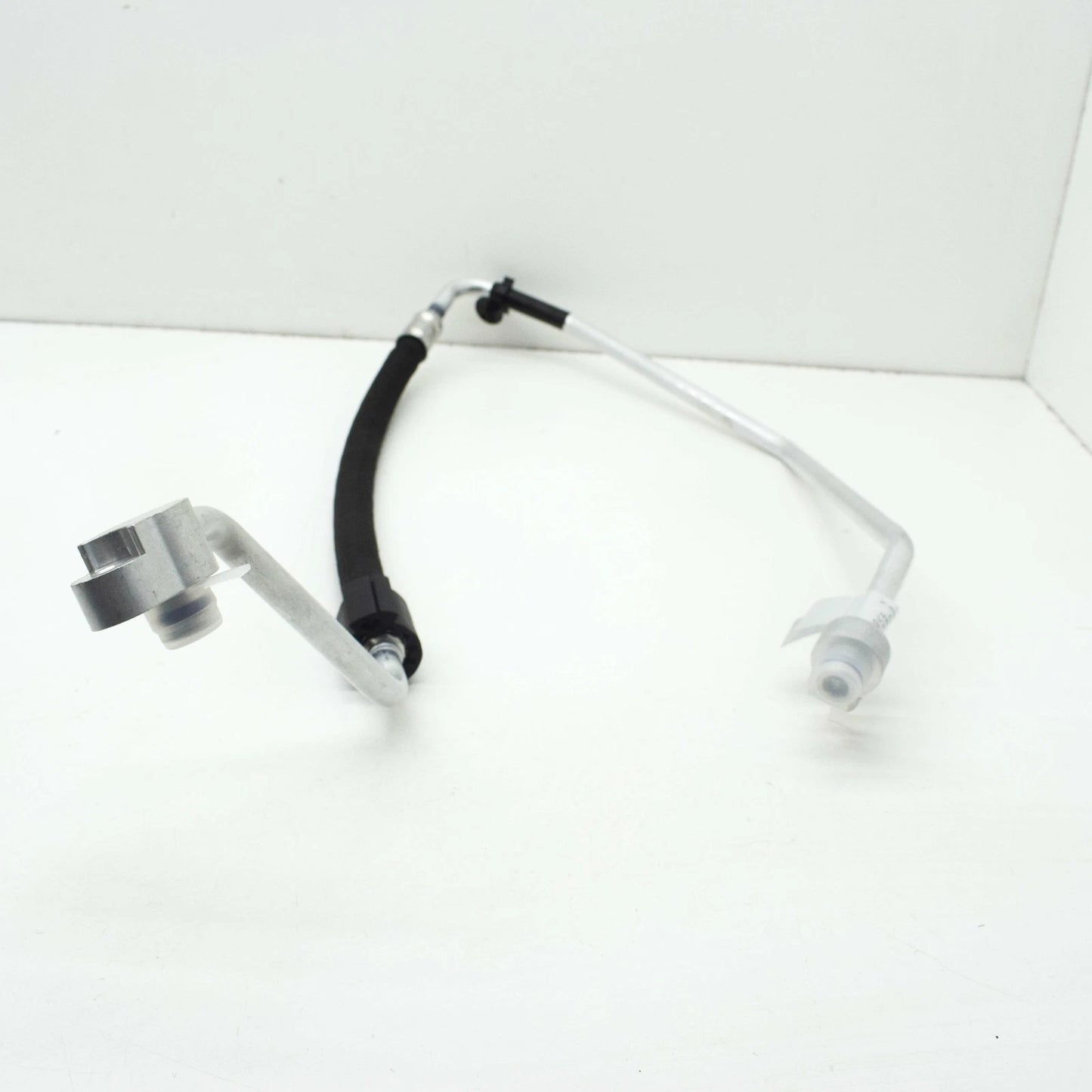 NEW AUDI Q8 4MN A/C REFRIGERANT LINE 4M0816721G ORIGINAL