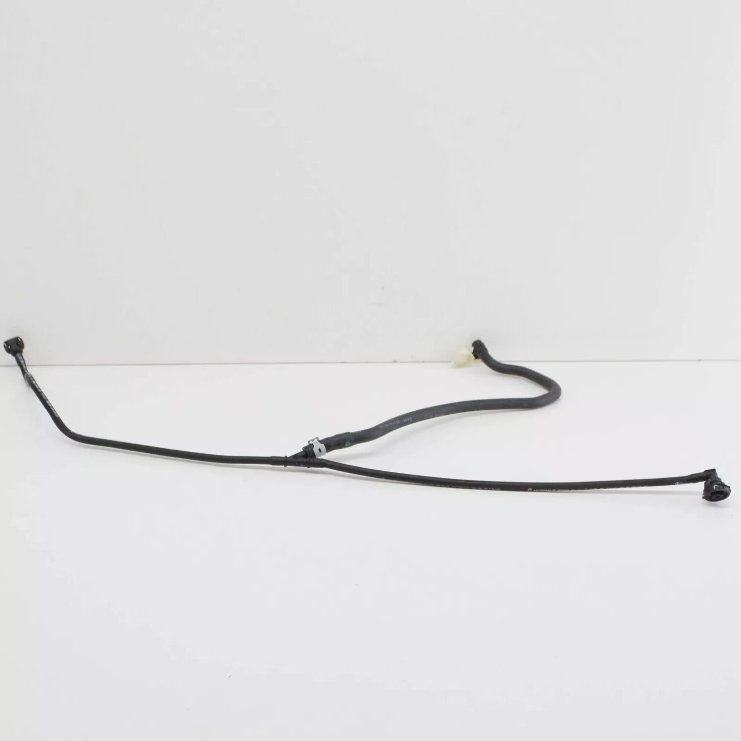 NEW MERCEDES-BENZ VITO W447 COOLANT BREATHER VENT LINE PIPE A4475010125 ORIGINAL