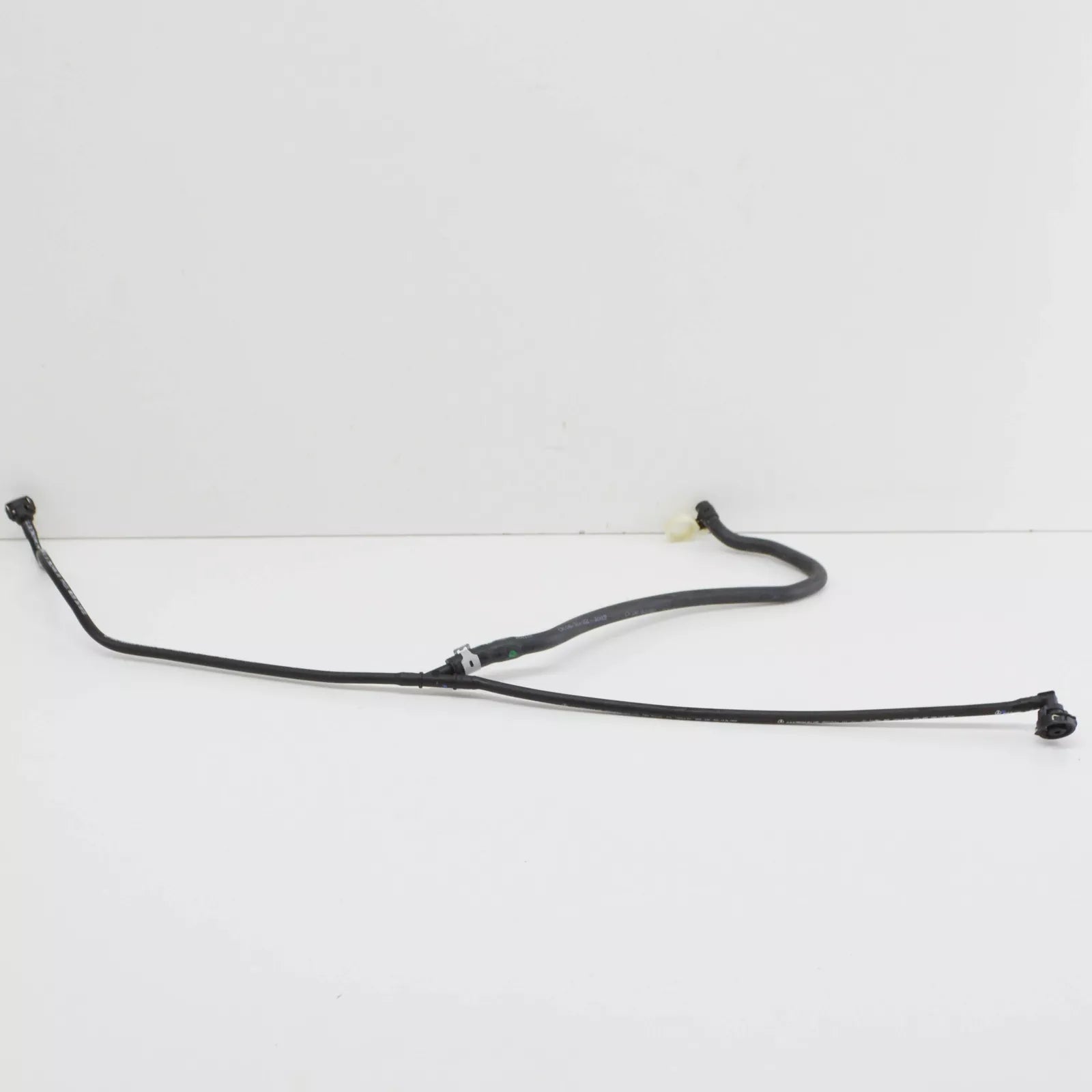 NEW MERCEDES-BENZ VITO W447 COOLANT BREATHER VENT LINE PIPE A4475010125 ORIGINAL