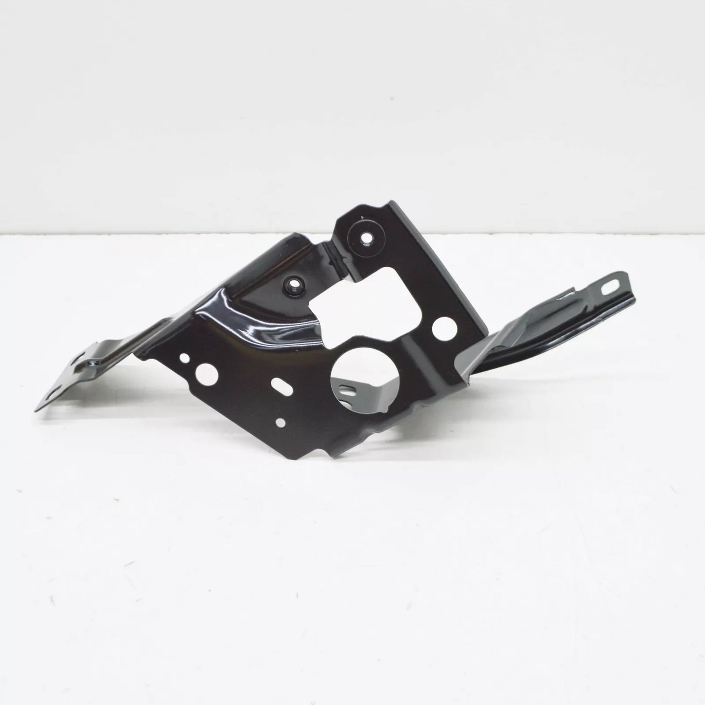 NEW BMW 4 COUPE G22 FRONT RIGHT FENDER PANEL HOLDER 41009466092 ORIGINAL