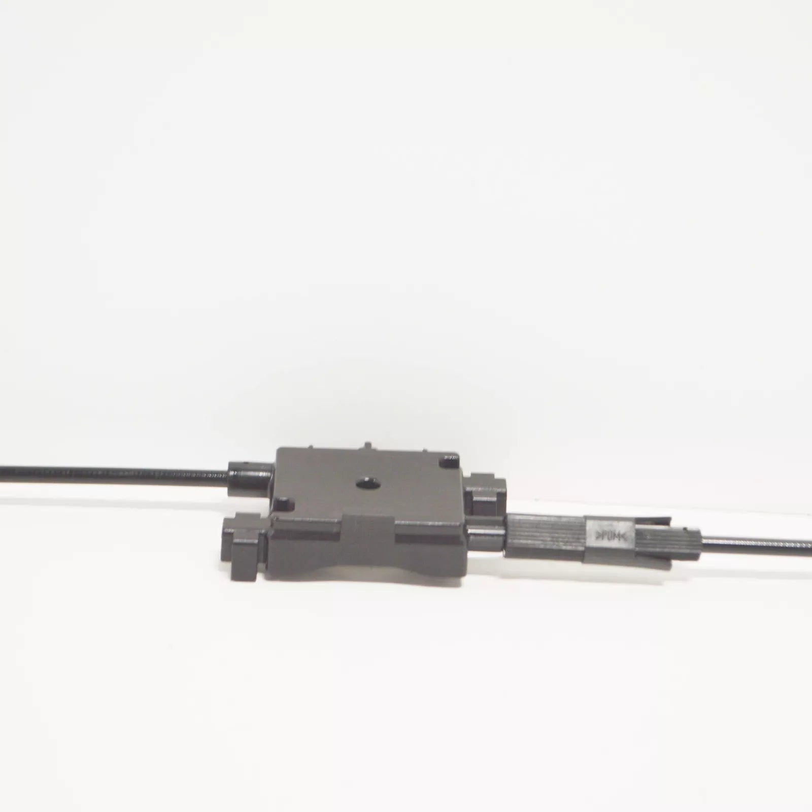 NEW AUDI Q3 8U FRONT HOOD LID LOCK RELEASE CENTRE CABLE 8U0823531 ORIGINAL