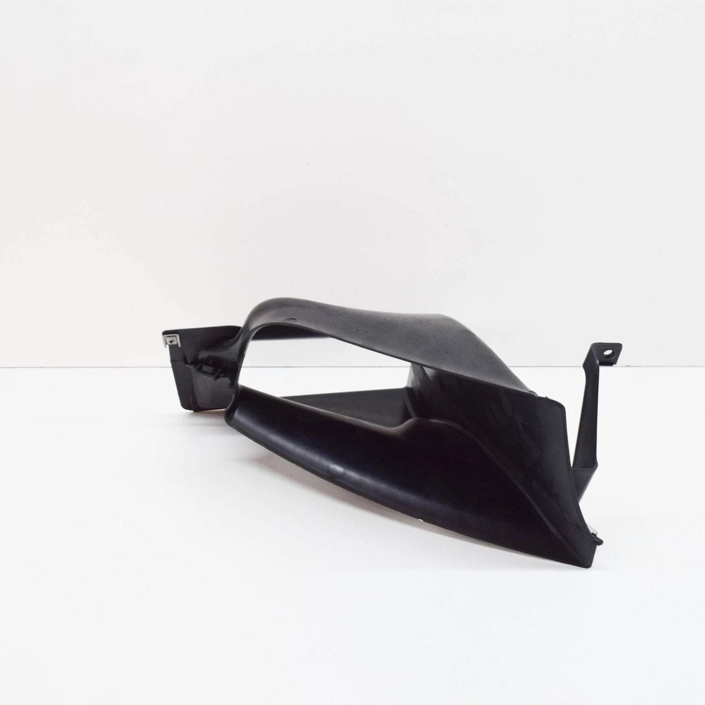 NEW BMW 1 M COUPE E82 ENGINE OIL COOLER FRONT LEFT AIR DUCT 51748051605 ORIGINAL