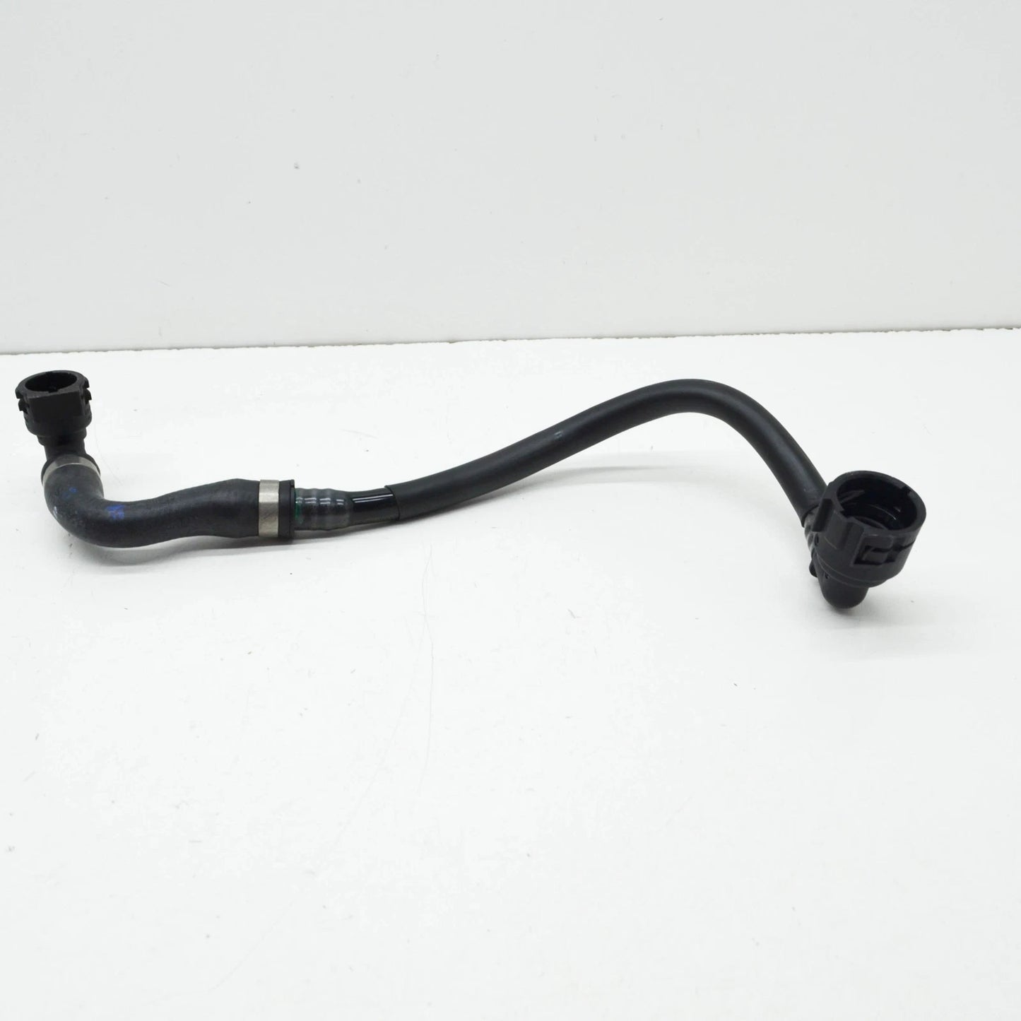 NEW BMW 5 G30 LEFT WATER COOLANT RADIATOR HOSE 17128580213 ORIGINAL