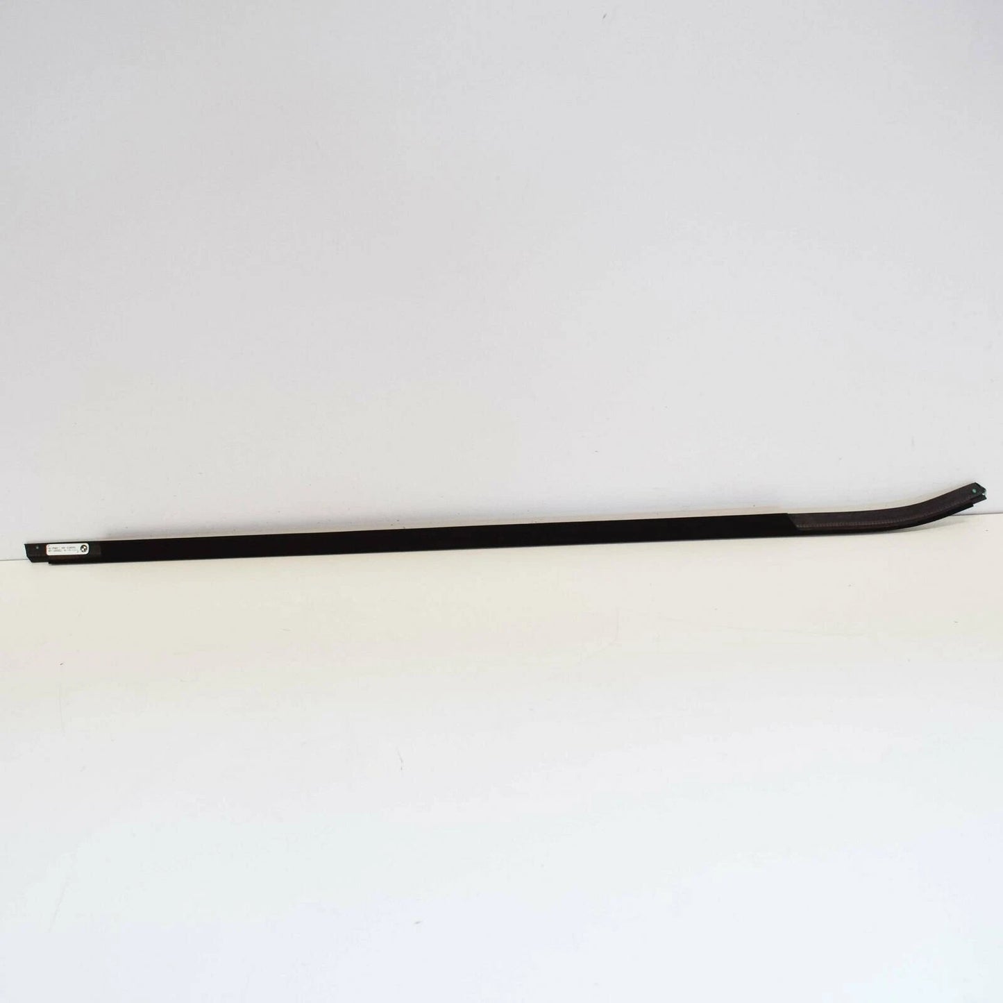 NEW BMW X6 F16 FRONT LEFT DOOR WINDOW STRIP TRIM 7329337 51337329337 ORIGINAL