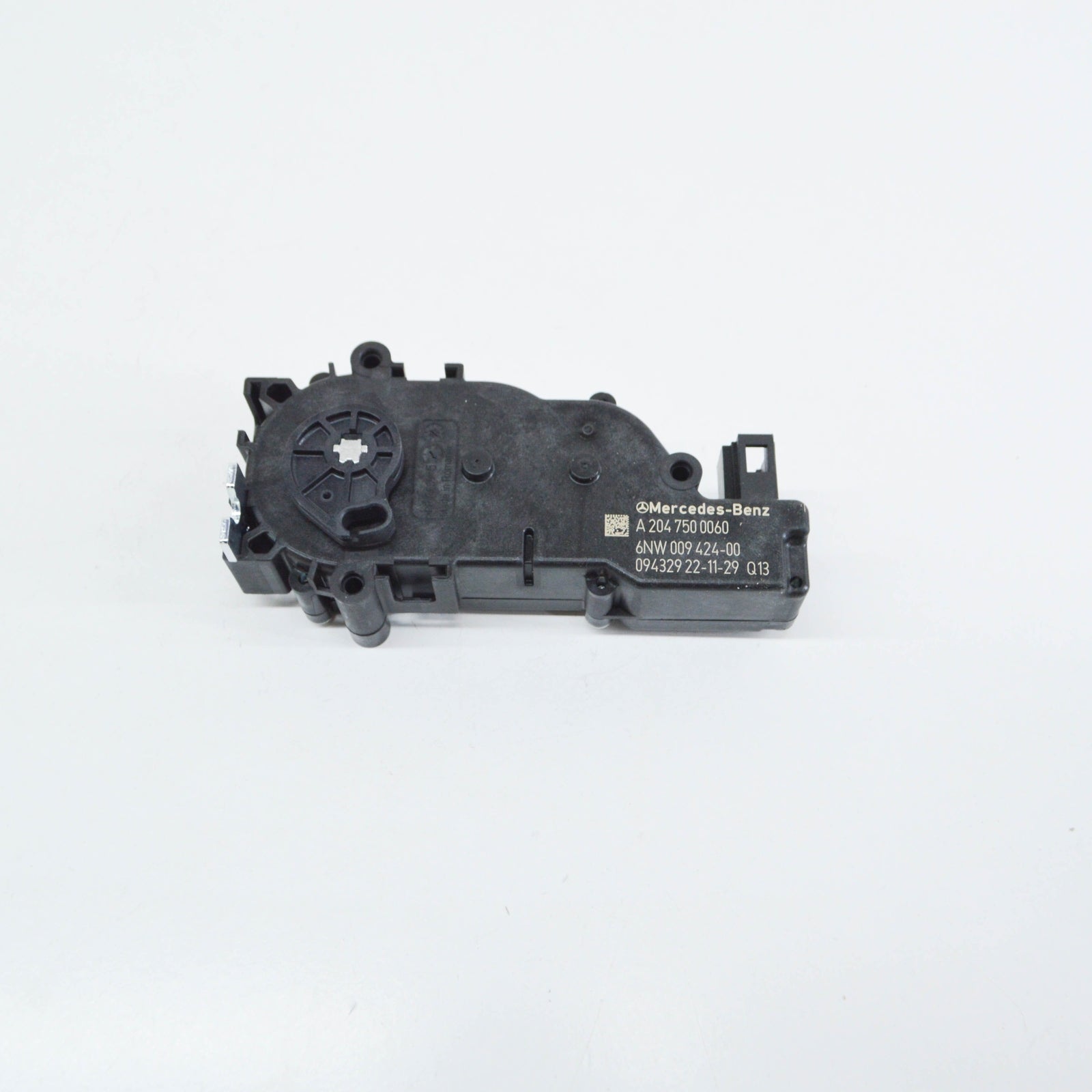 NEW MERCEDES-BENZ GLA X156 REAR PANEL DOOR DRIVE SYSTEM A2047500060 ORIGINAL