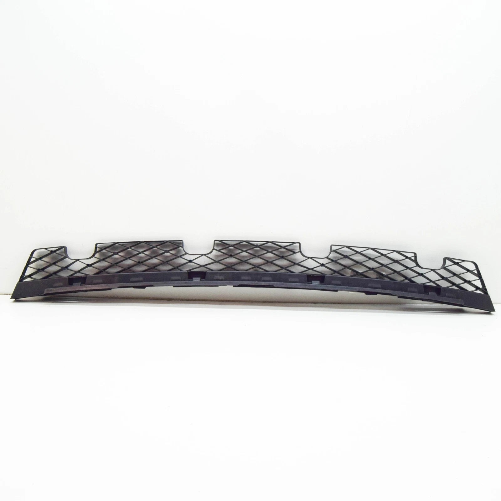 NEW VOLKSWAGEN PASSAT B7 REAR BUMPER MIDDLE BRACKET MOUNT 3AF807863C ORIGINAL