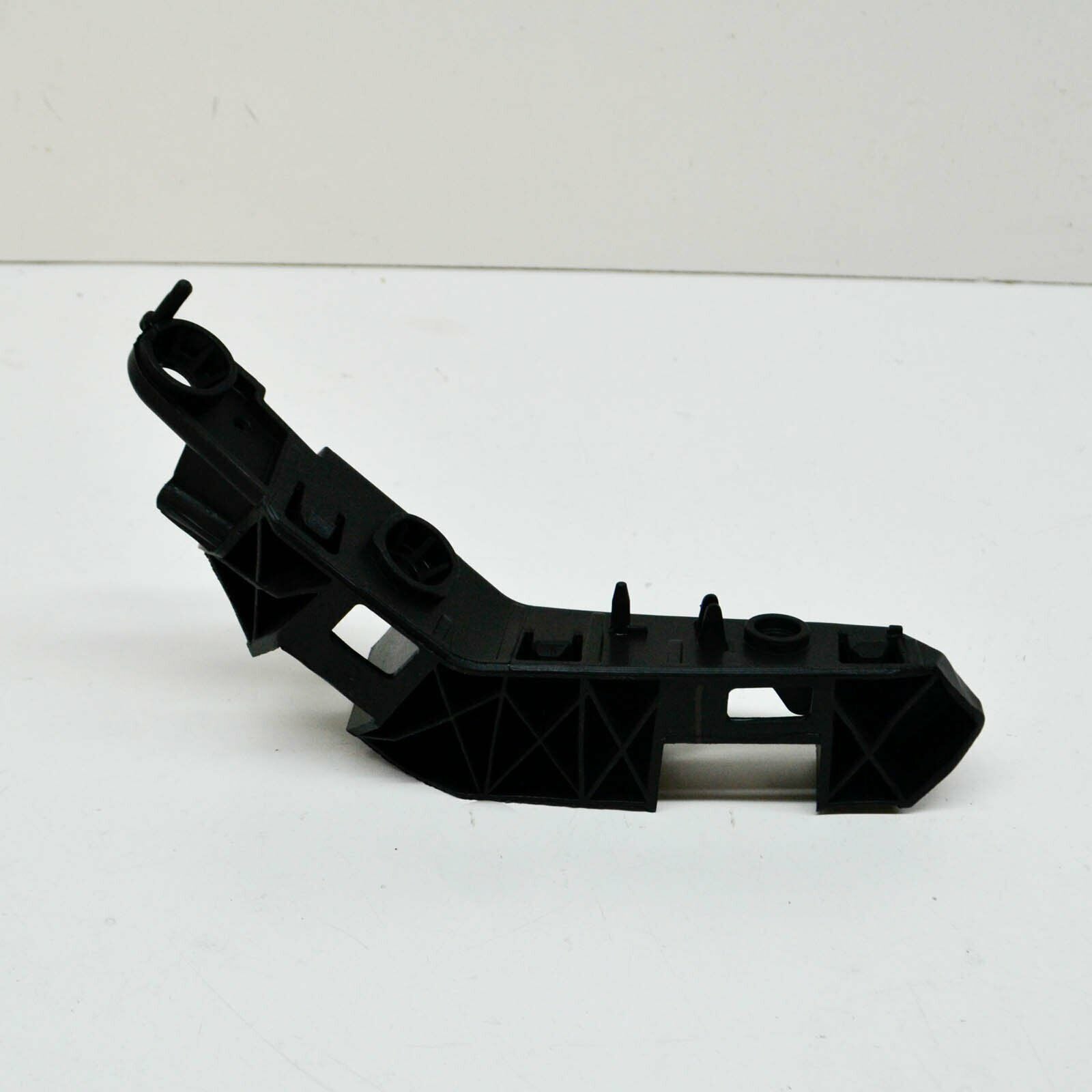 NEW AUDI Q3 F3 FRONT BUMPER CARRIER RIGHT GUIDE BRACKET 83A807184 ORIGINAL