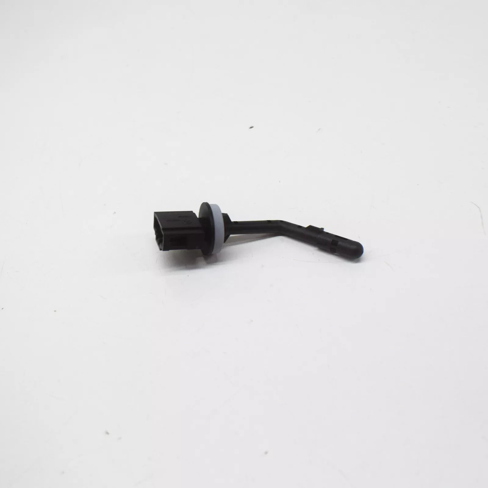 NEW VOLKSWAGEN EOS TEMPERATURE SENSOR 1K0907543F 2010