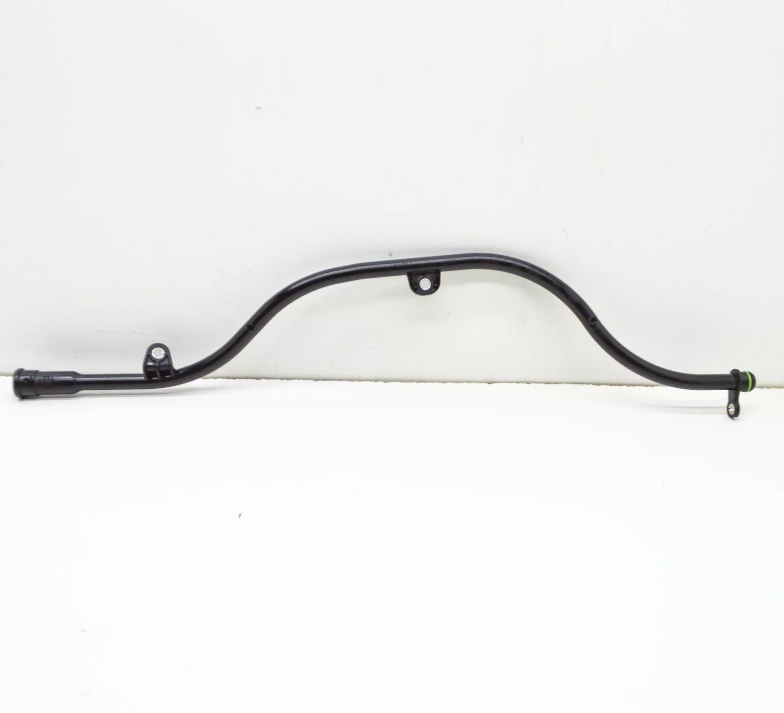 NEW VOLKSWAGEN AMAROK ENGINE OIL DIPSTICK TUBE 059115630BF