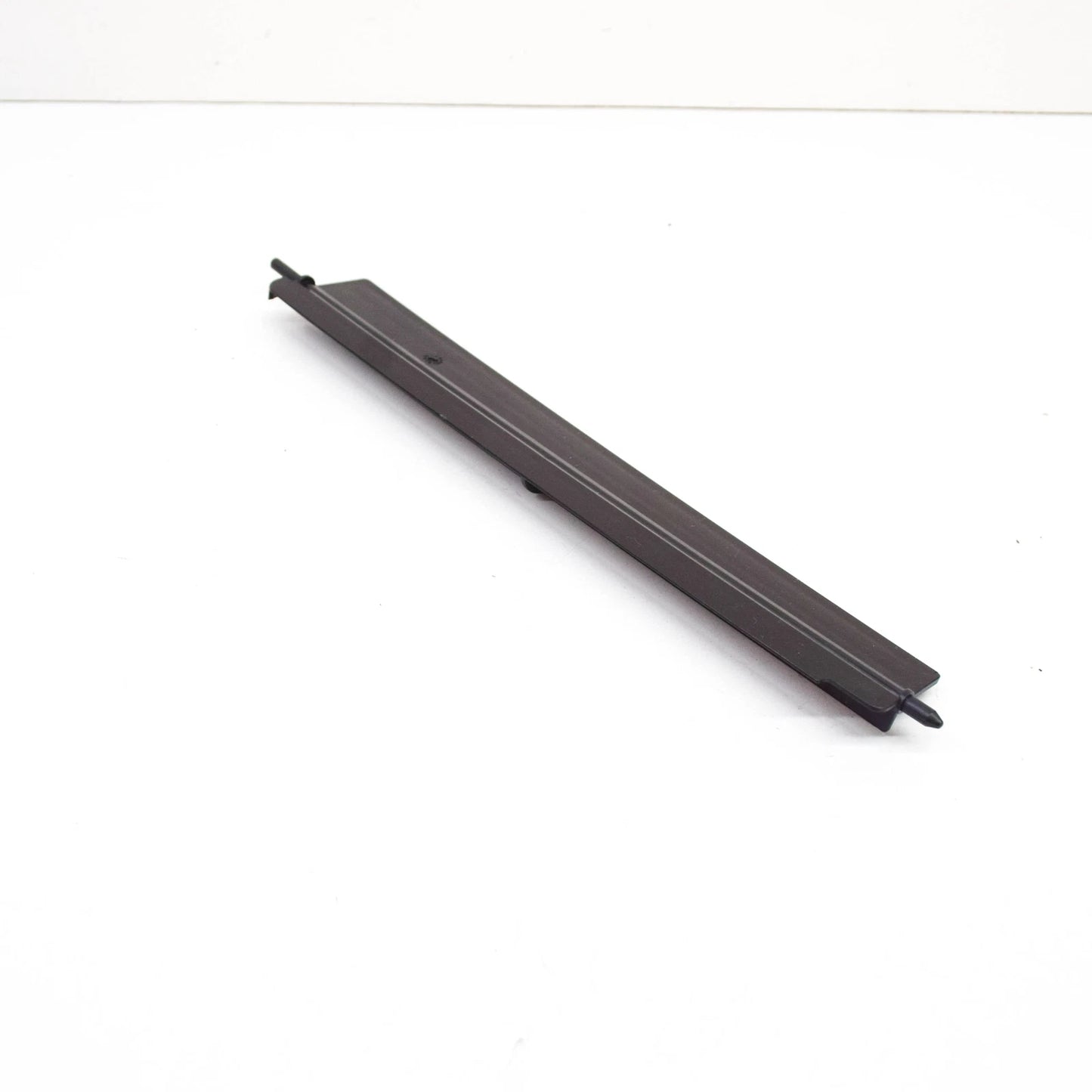 NEW VW JETTA MK7 SLAM PANEL AIR GUIDE INTAKE FLAP 5QM129747 ORIGINAL