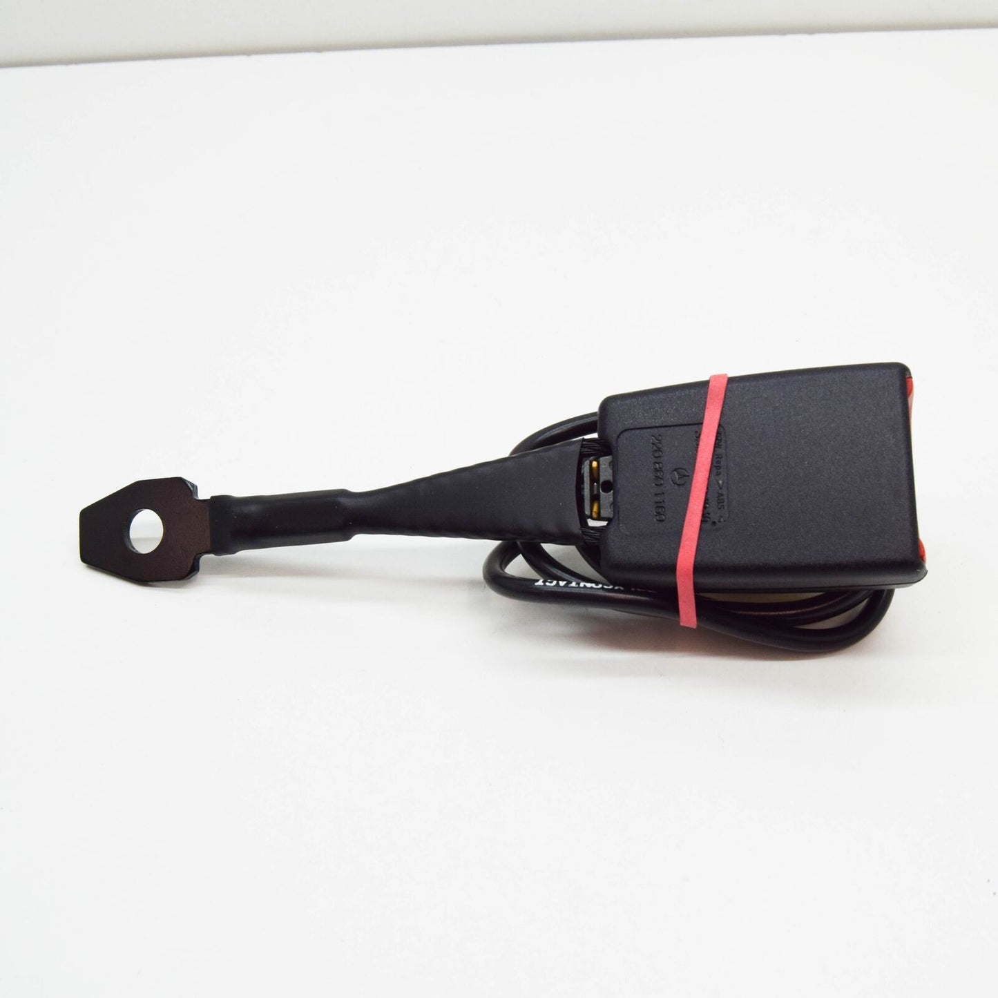 NEW MERCEDES-BENZ S W220 FRONT SEAT BELT BUCKLE A2208601169 ORIGINAL