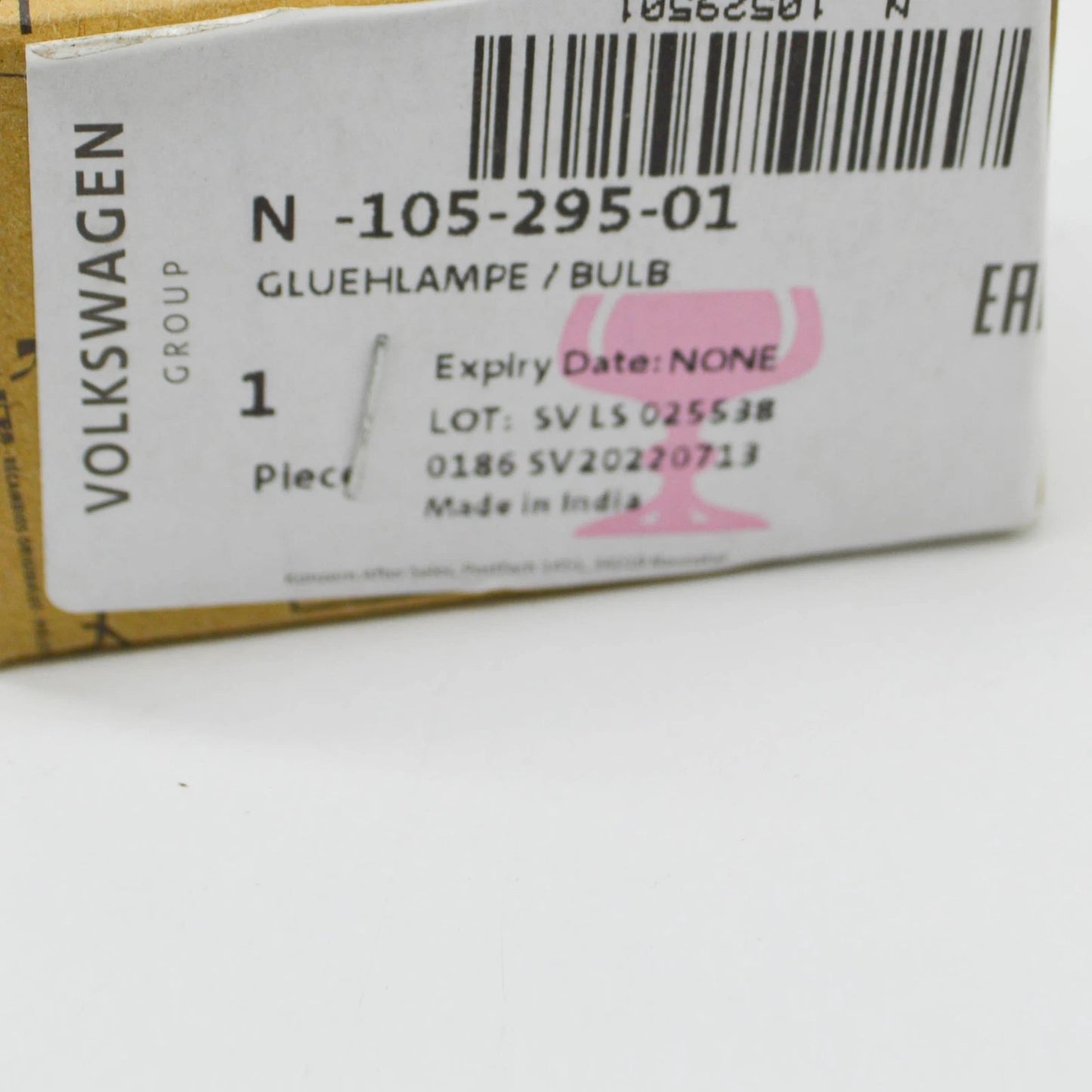 NEW VOLKSWAGEN JETTA A6 FRONT FOG LAMP BULB N10529501 ORIGINAL