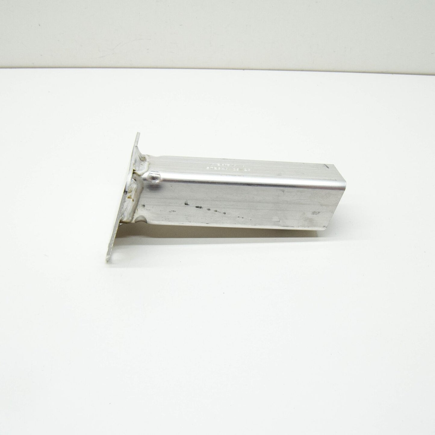 NEW AUDI E-TRON GEN RADIATOR LOCK CARRIER LEFT SIDE MEMBER 4KE805111A ORIGINAL