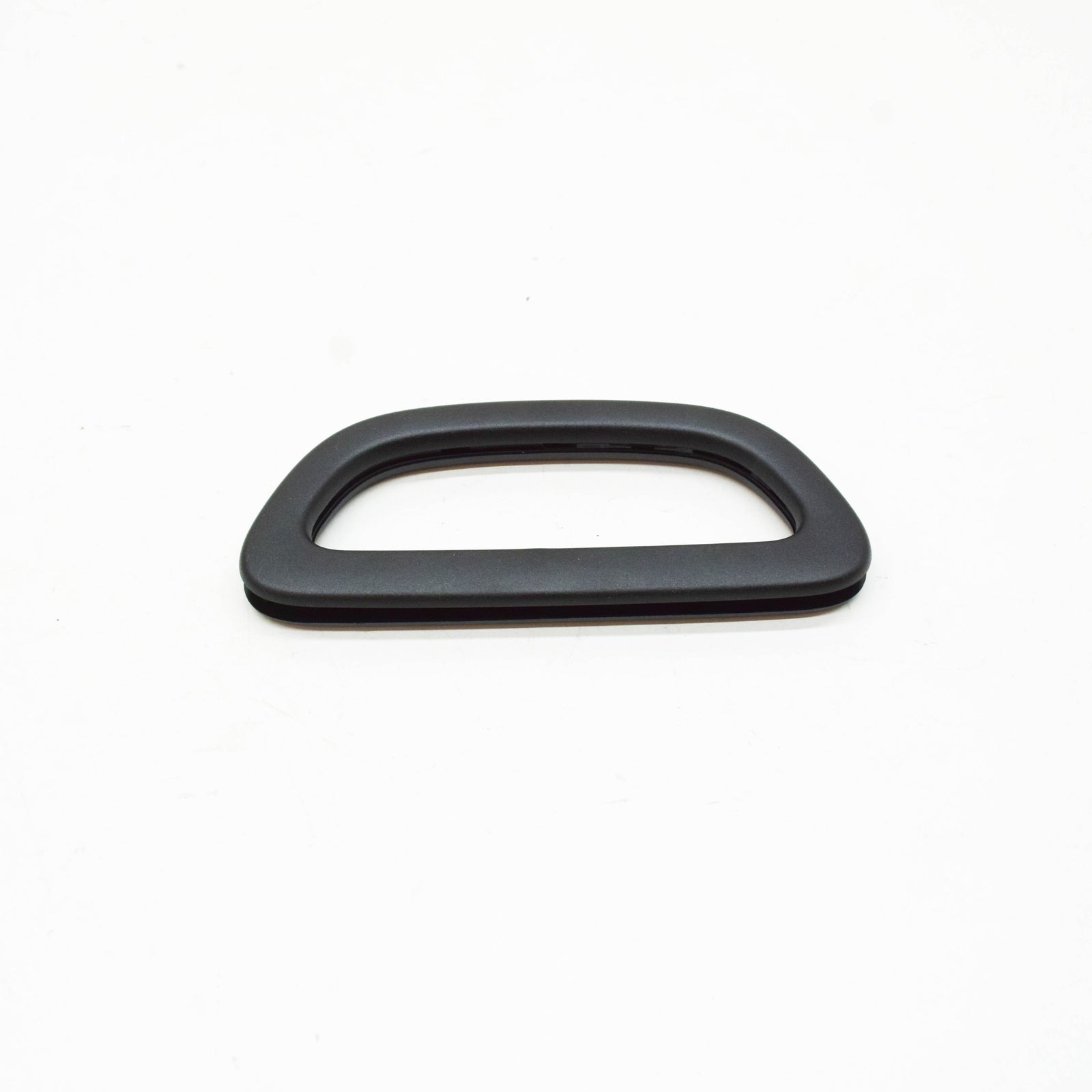 NEW MB CLA SHOOTING BRAKE X117 LUUGGAGE SHELF HANDLE A00081040009051 ORIGINAL